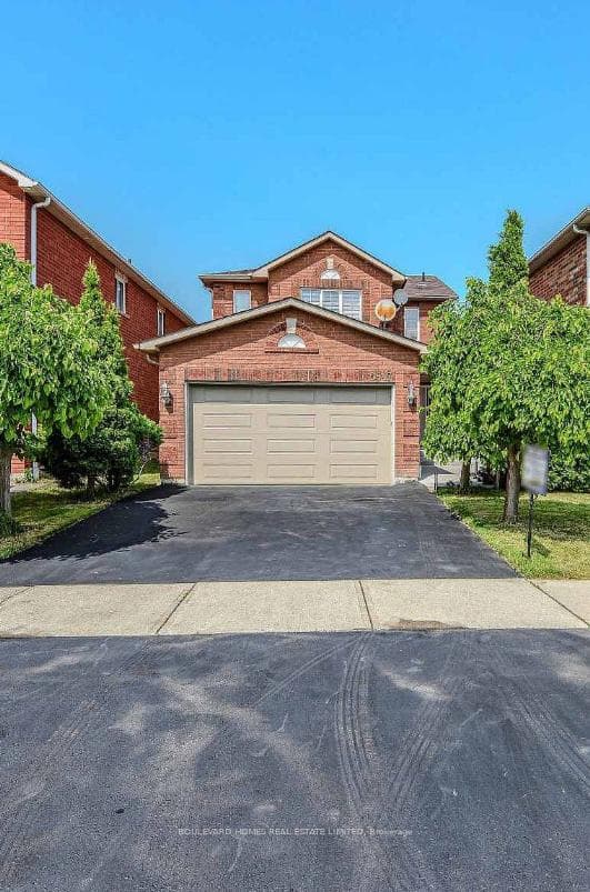 5847 Sidmouth Street, Mississauga