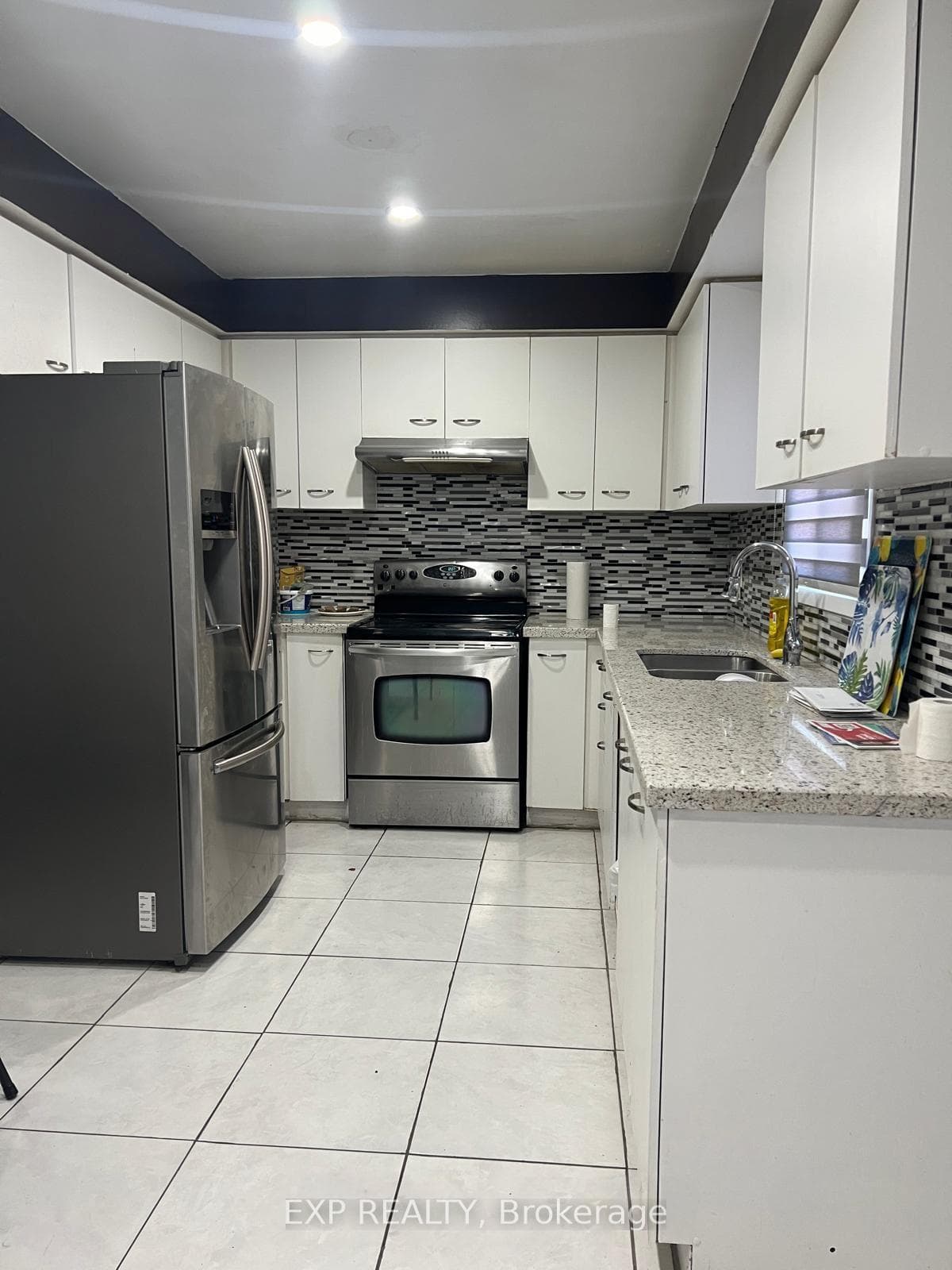 17 Calmist Crescent, Brampton, ON L6Y 4L5 - Photo 1