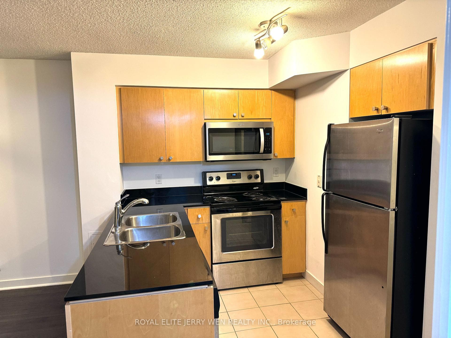 373 Front Street Unit 301, Downtown Toronto / Waterfront, ON M5V 3R7 - Photo 1