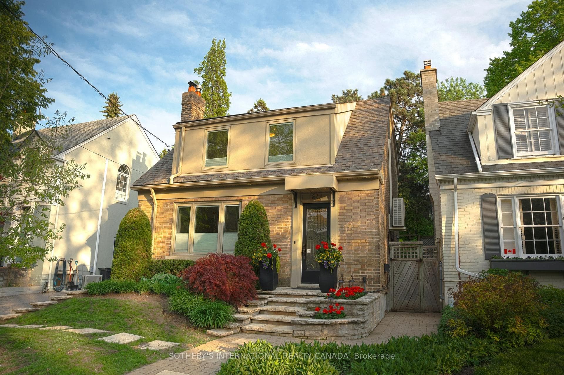 51 Fairfield Road, Leaside / Davisville, ON M4P 1T1 - Photo 1