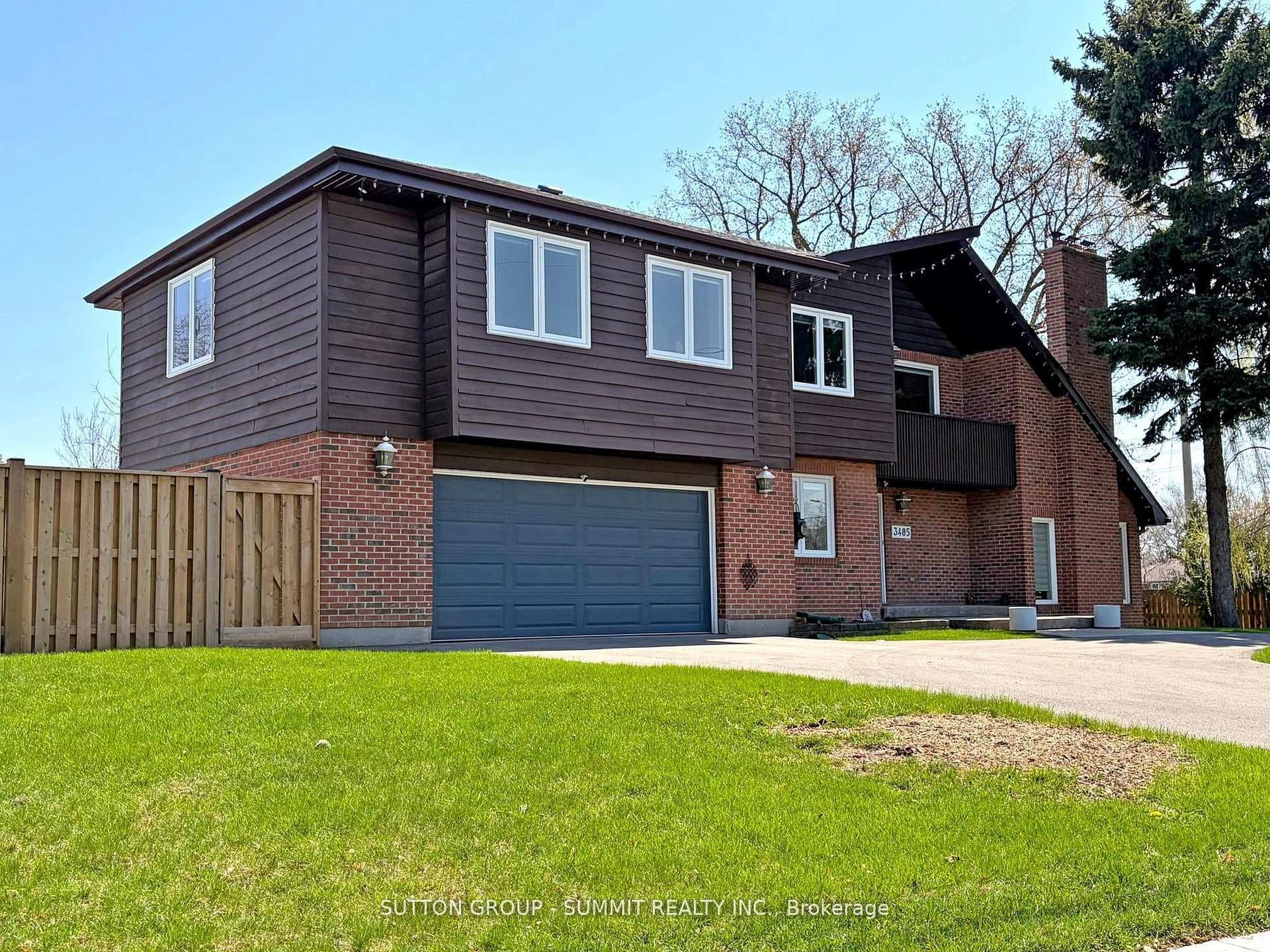 3485 Cawthra Road, Mississauga, ON L5A 2X9 - Photo 1