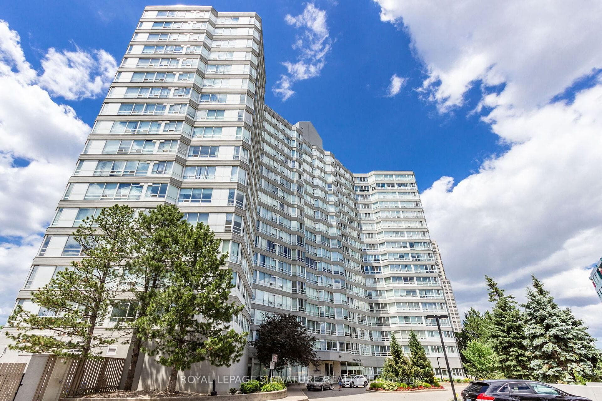 50 Kingsbridge Garden Circle Unit 515, Mississauga, ON L5R 1Y2 - Photo 1