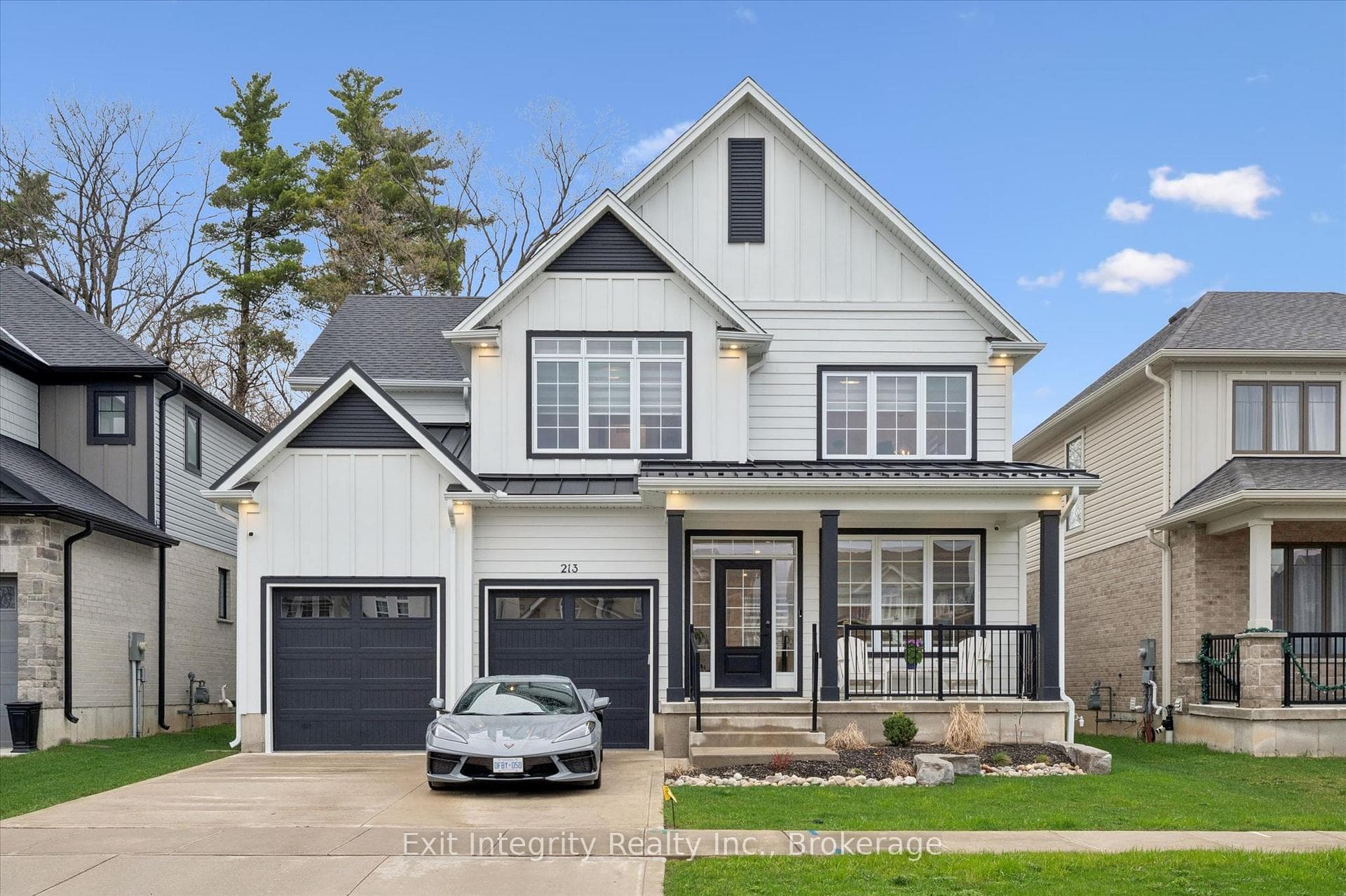 213 Fallowfield Drive, Kitchener