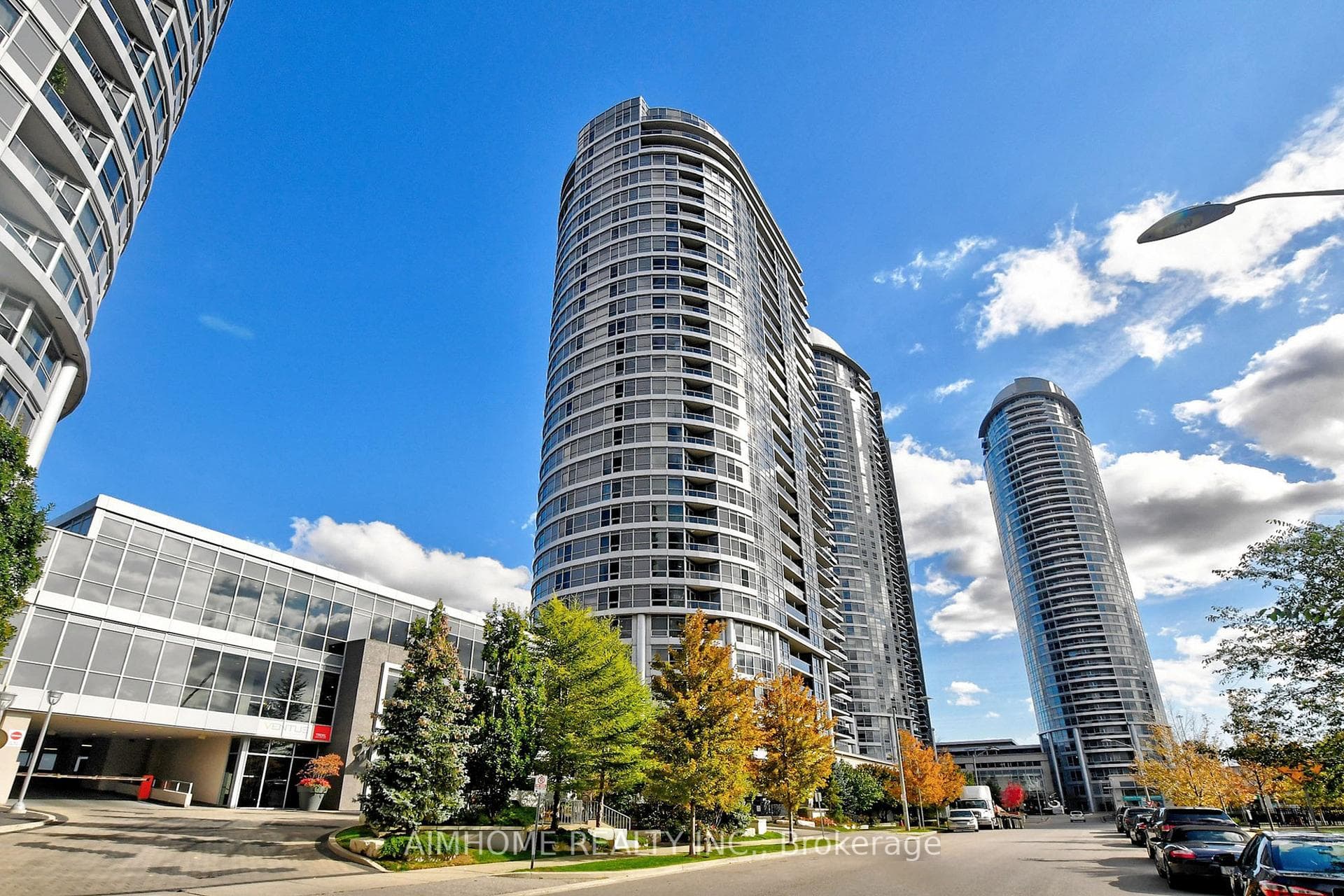 151 Village Green Square Unit 506, Agincourt / Milliken, ON M1S 0K5 - Photo 1