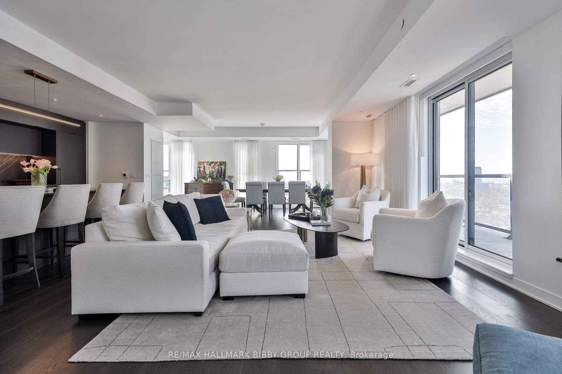 185 Alberta Avenue Unit 1105, Toronto C03