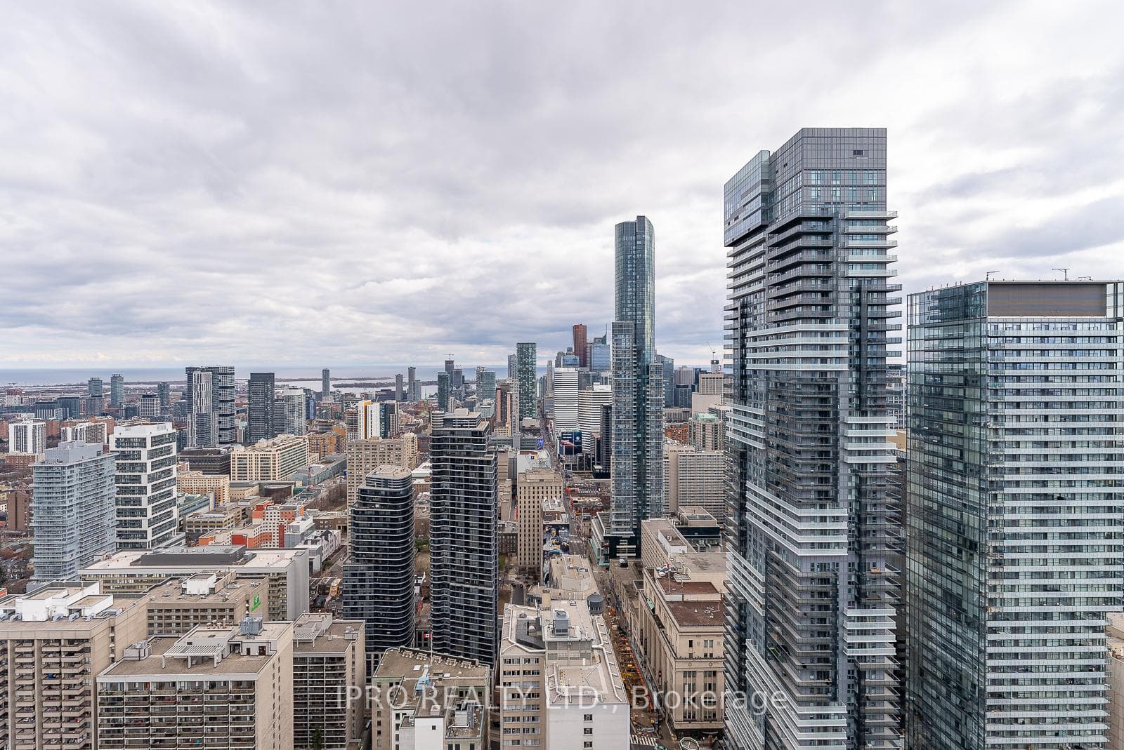 501 Yonge Street Unit 4809, Toronto C08