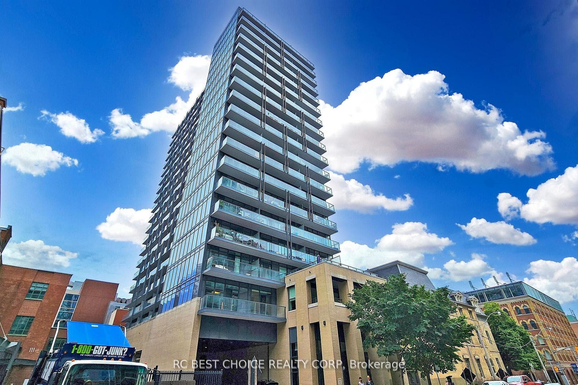 105 George Street Unit 411, Toronto C08