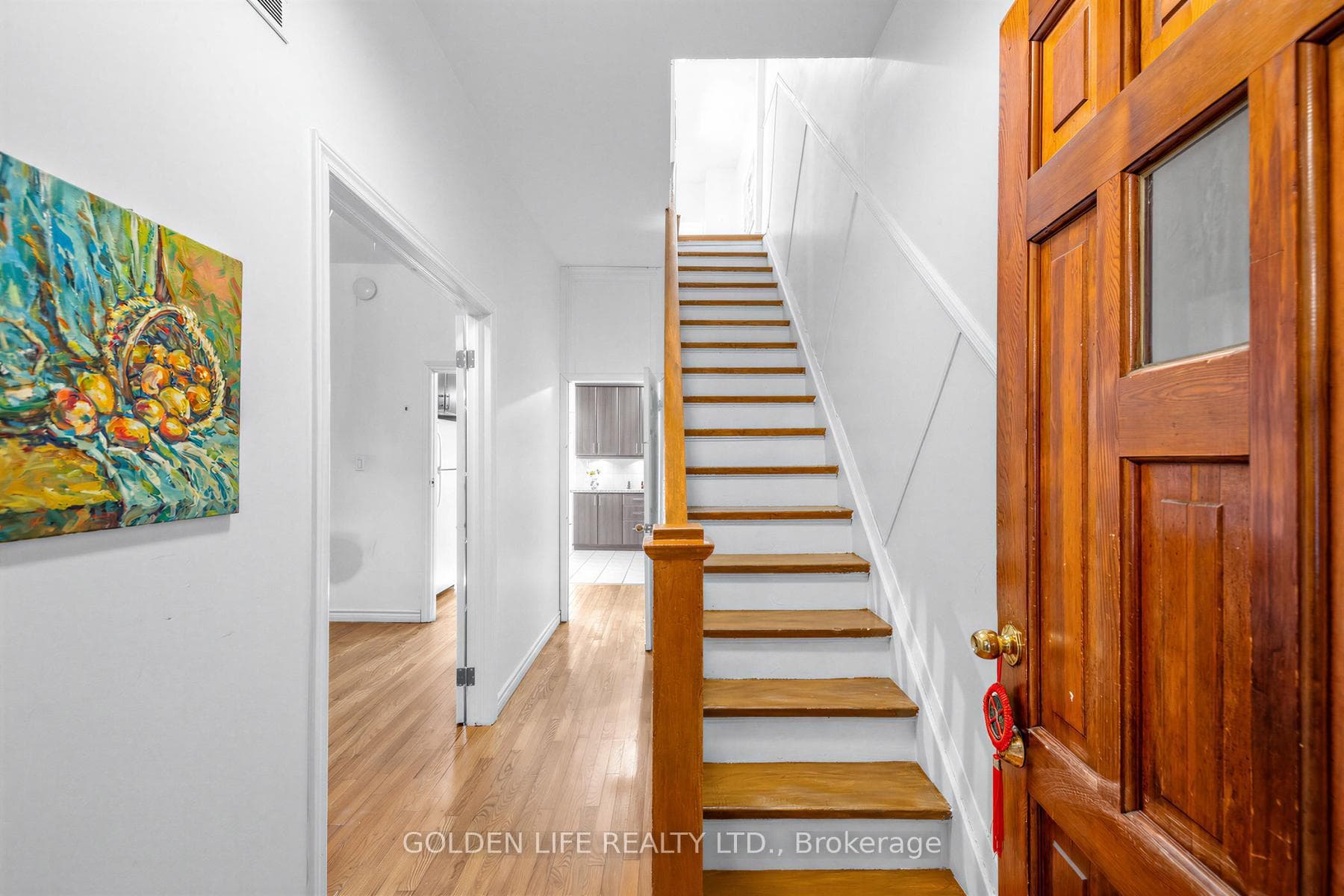 128 Galt Avenue, Toronto E01
