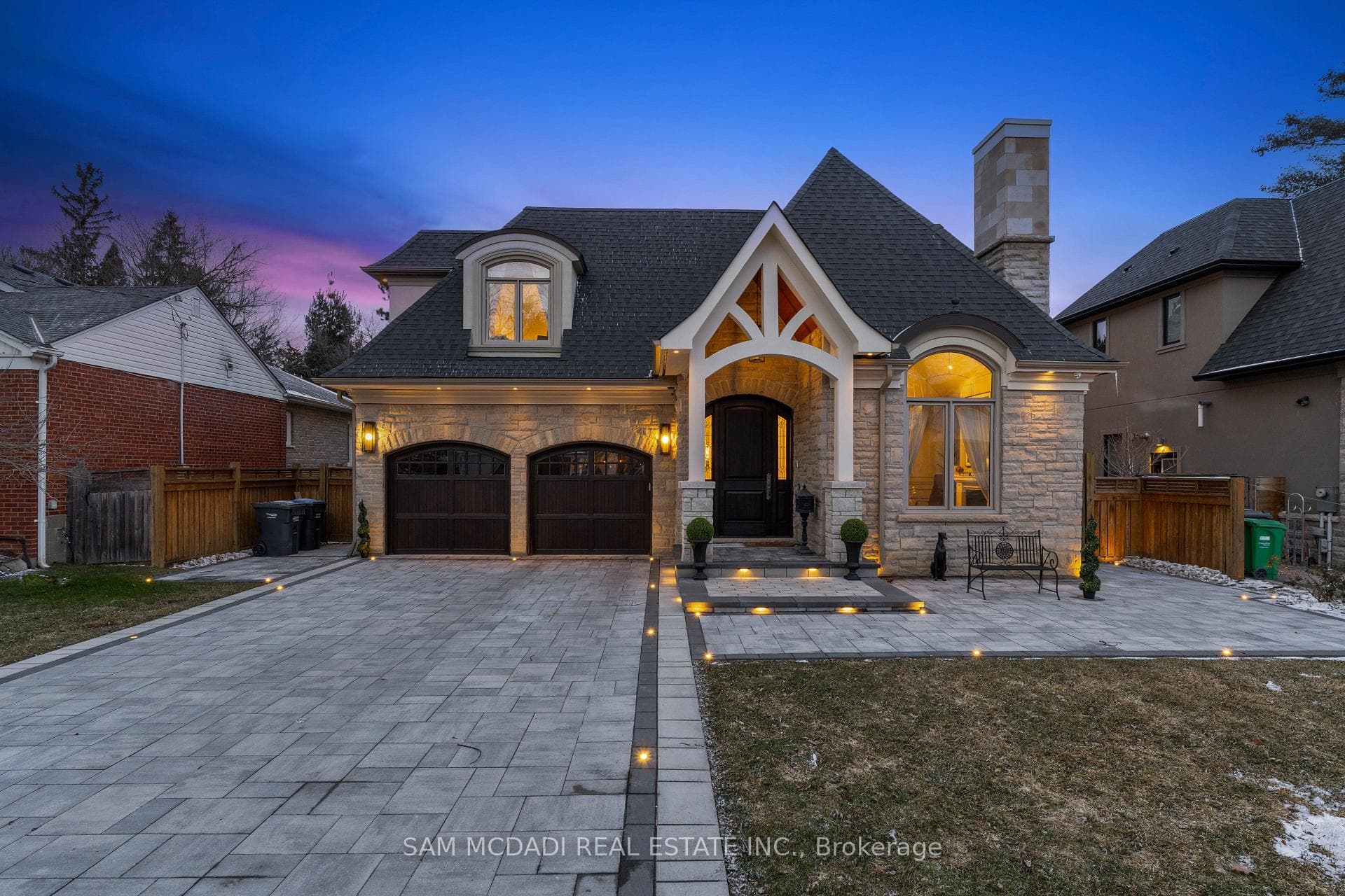 1285 Minnewaska Trail, Mississauga, ON L5G 3S6 - Photo 1