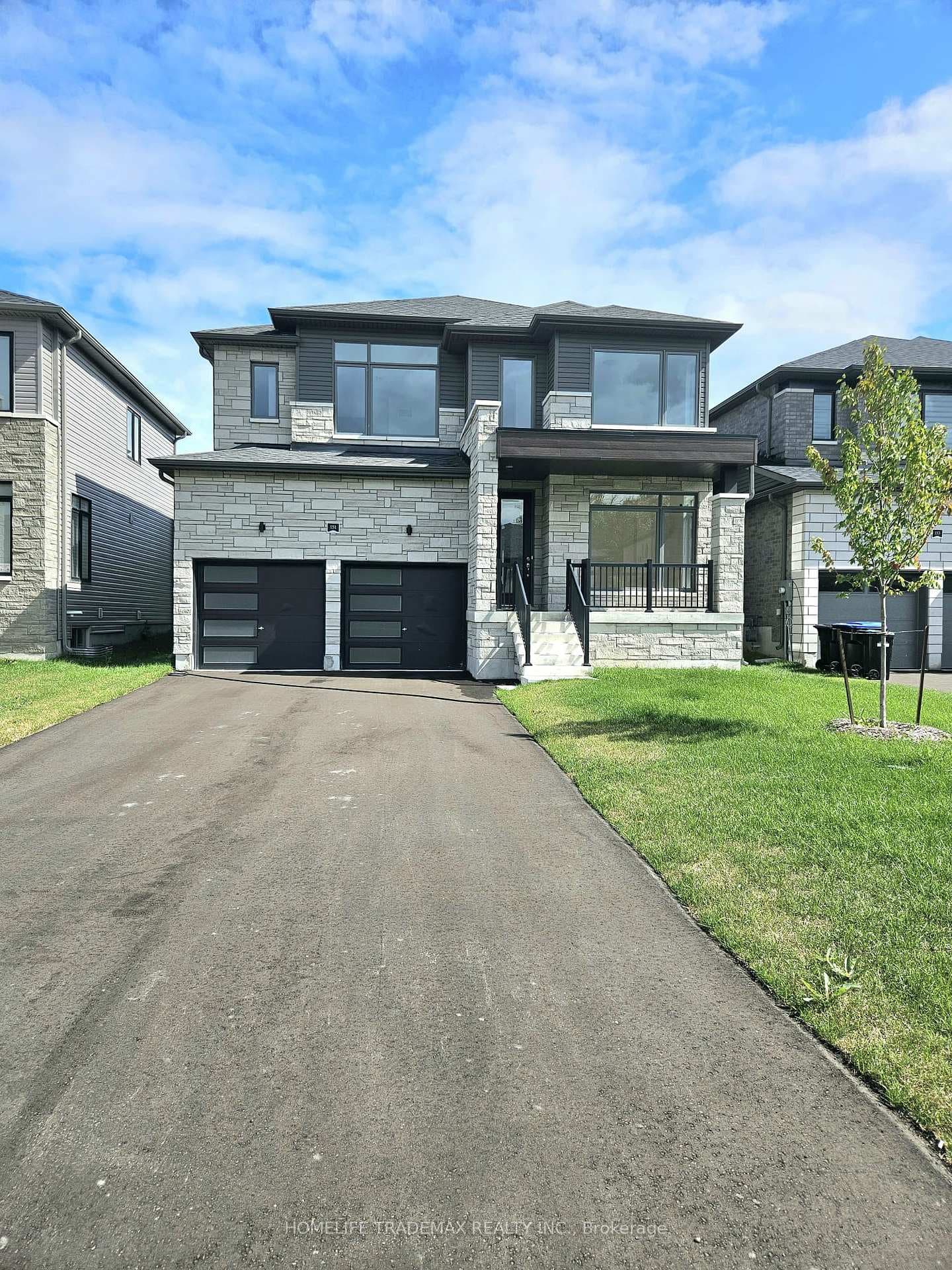 151 Rosanne Circle, Wasaga Beach, ON L9Z 0N1 - Photo 1