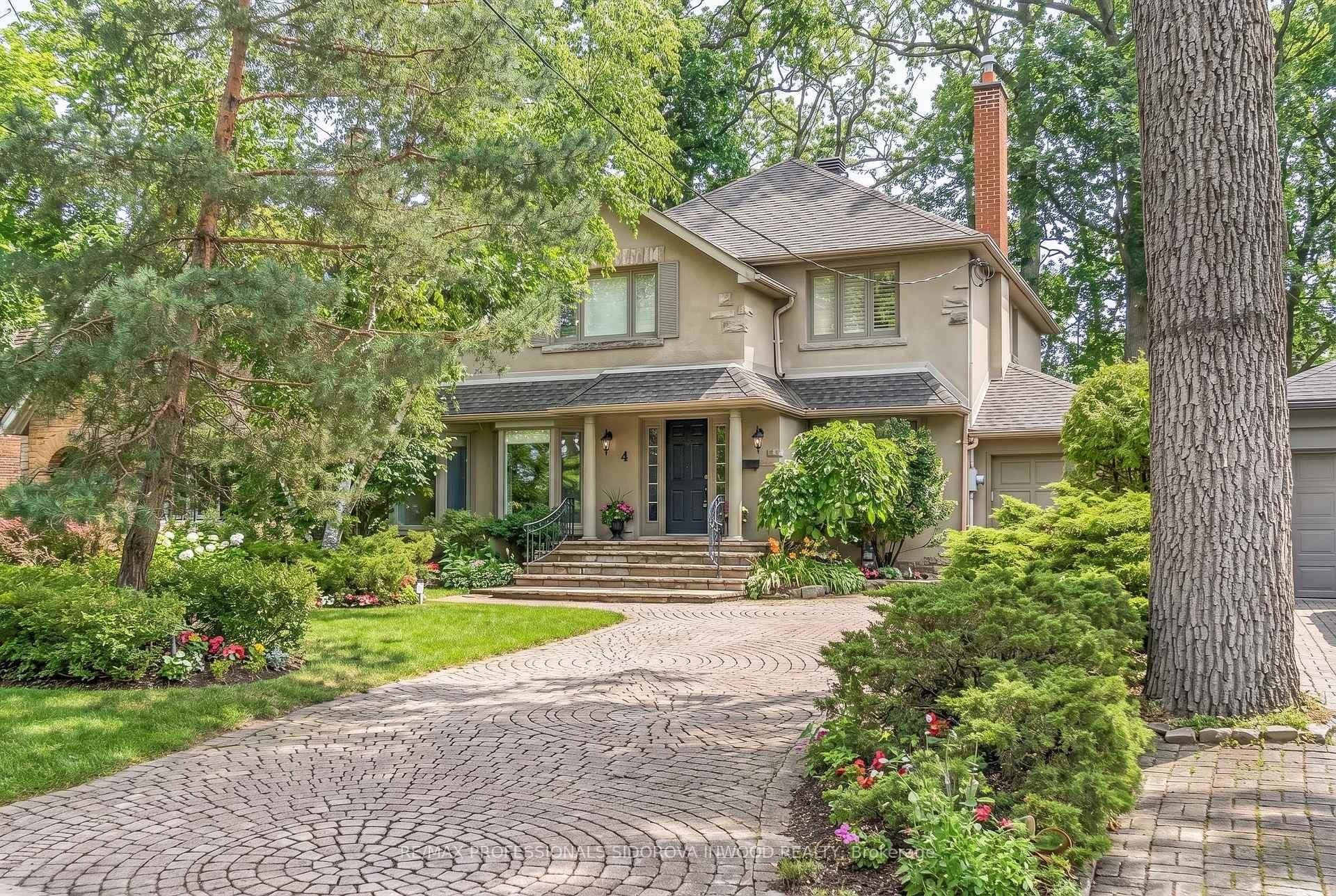 4 Baby Point Terrace, Bloor West Village / Swansea, ON M6S 4S4 - Photo 1
