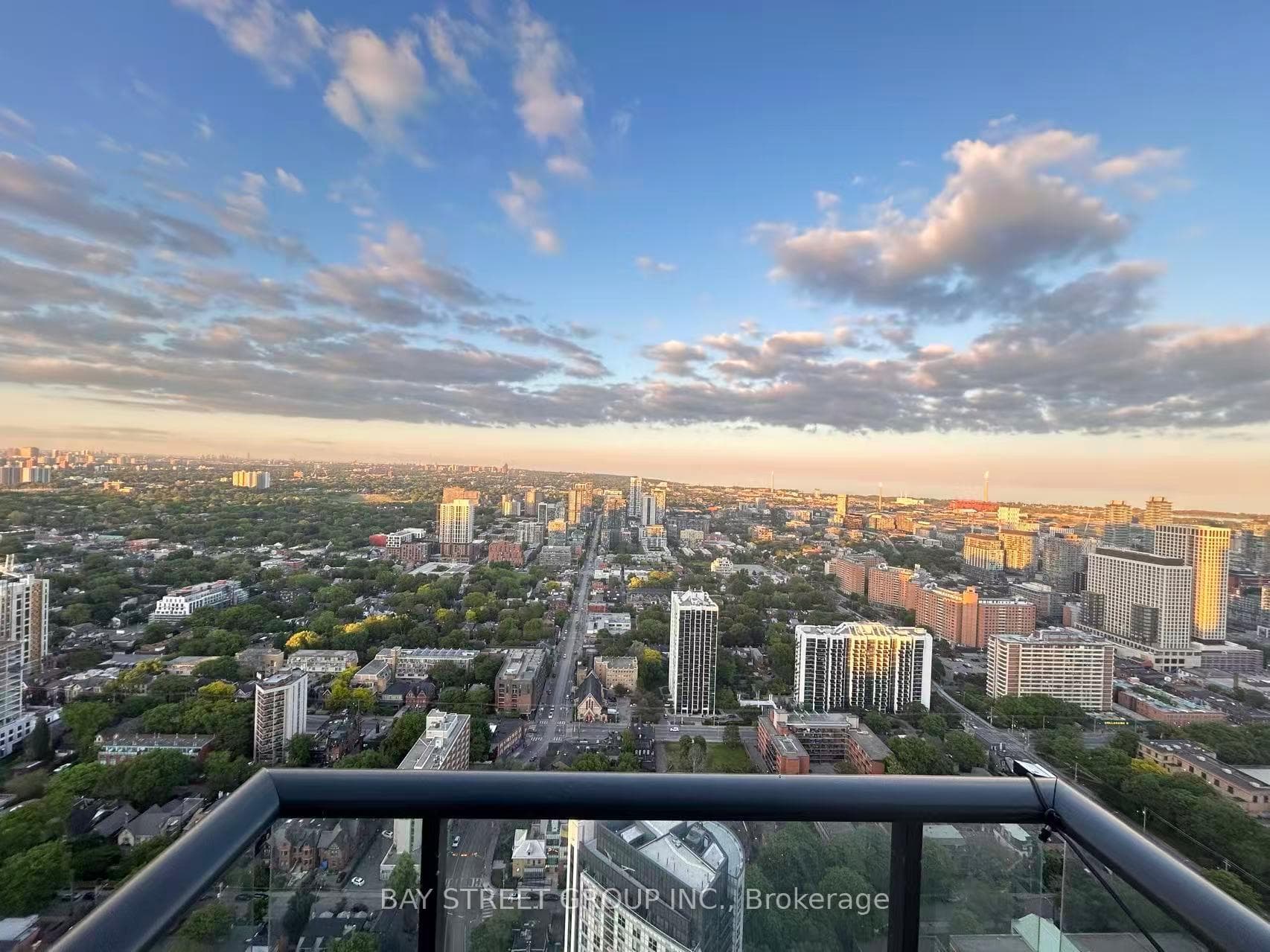 251 Jarvis Street Unit 4902, Regent Park / Cabbagetown / St. James Town, ON M5B 2C2 - Photo 1