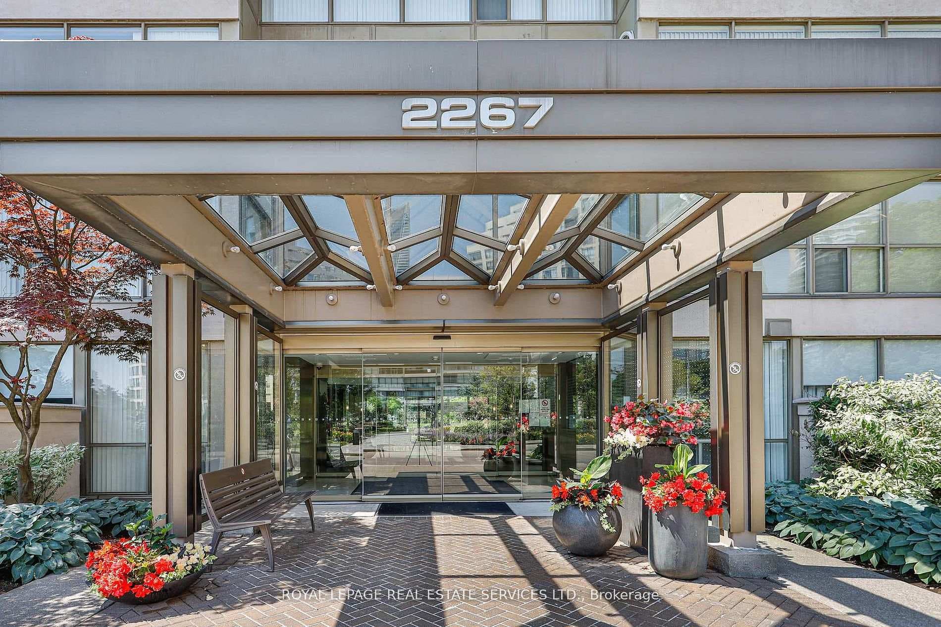 2267 Lake Shore Boulevard Unit 707, Liberty Village / Parkdale / South Parkdale, ON M8V 3X2 - Photo 1