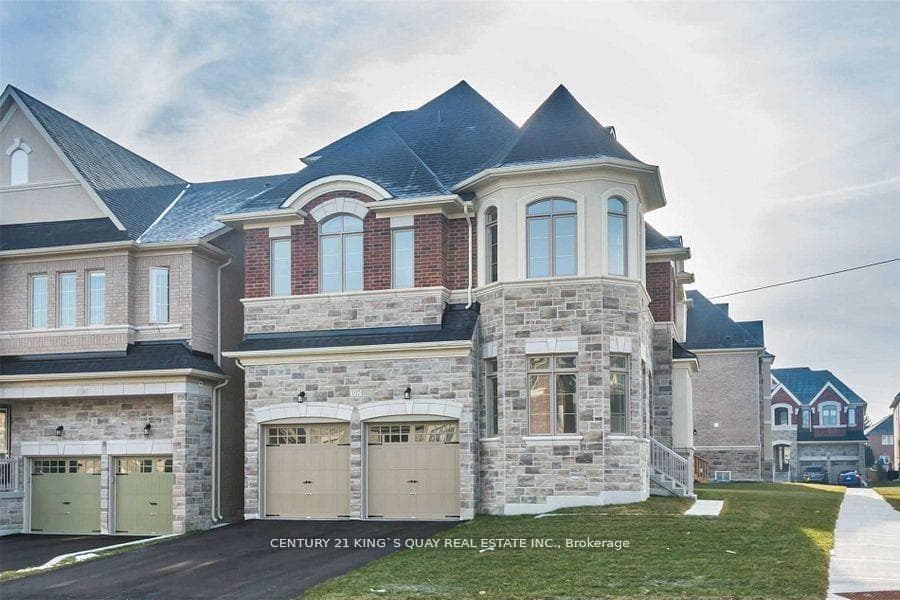 102 Giardina Crescent, Richmond Hill, ON L4B 0G2 - Photo 1