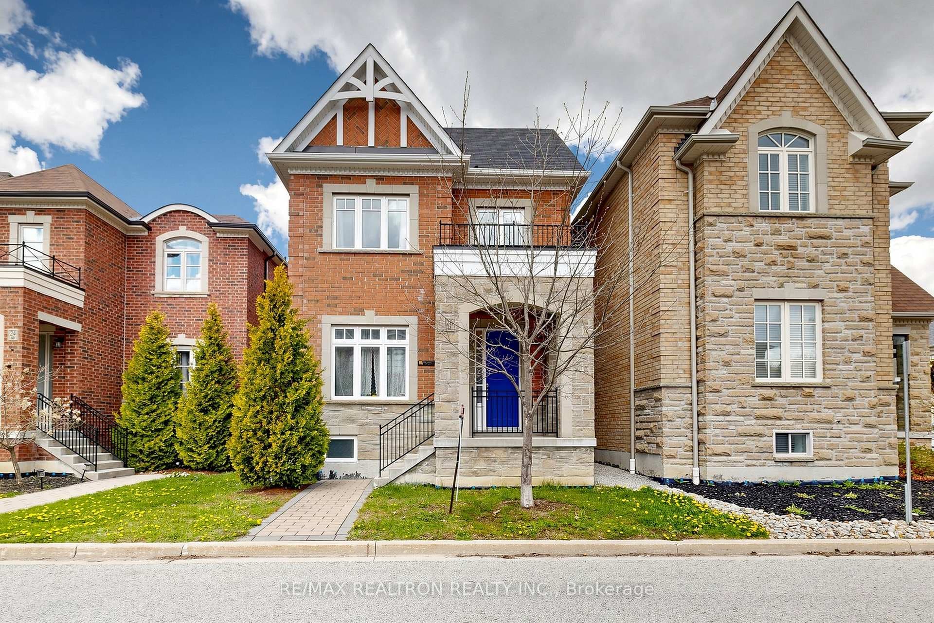 26 Plantain Lane, Richmond Hill, ON L4E 1B9 - Photo 1