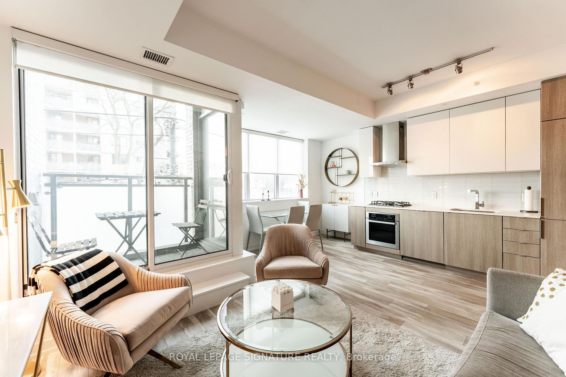 38 Howard Park Avenue Unit 219, High Park / Junction / Roncesvalles, ON M6R 0A7 - Photo 1