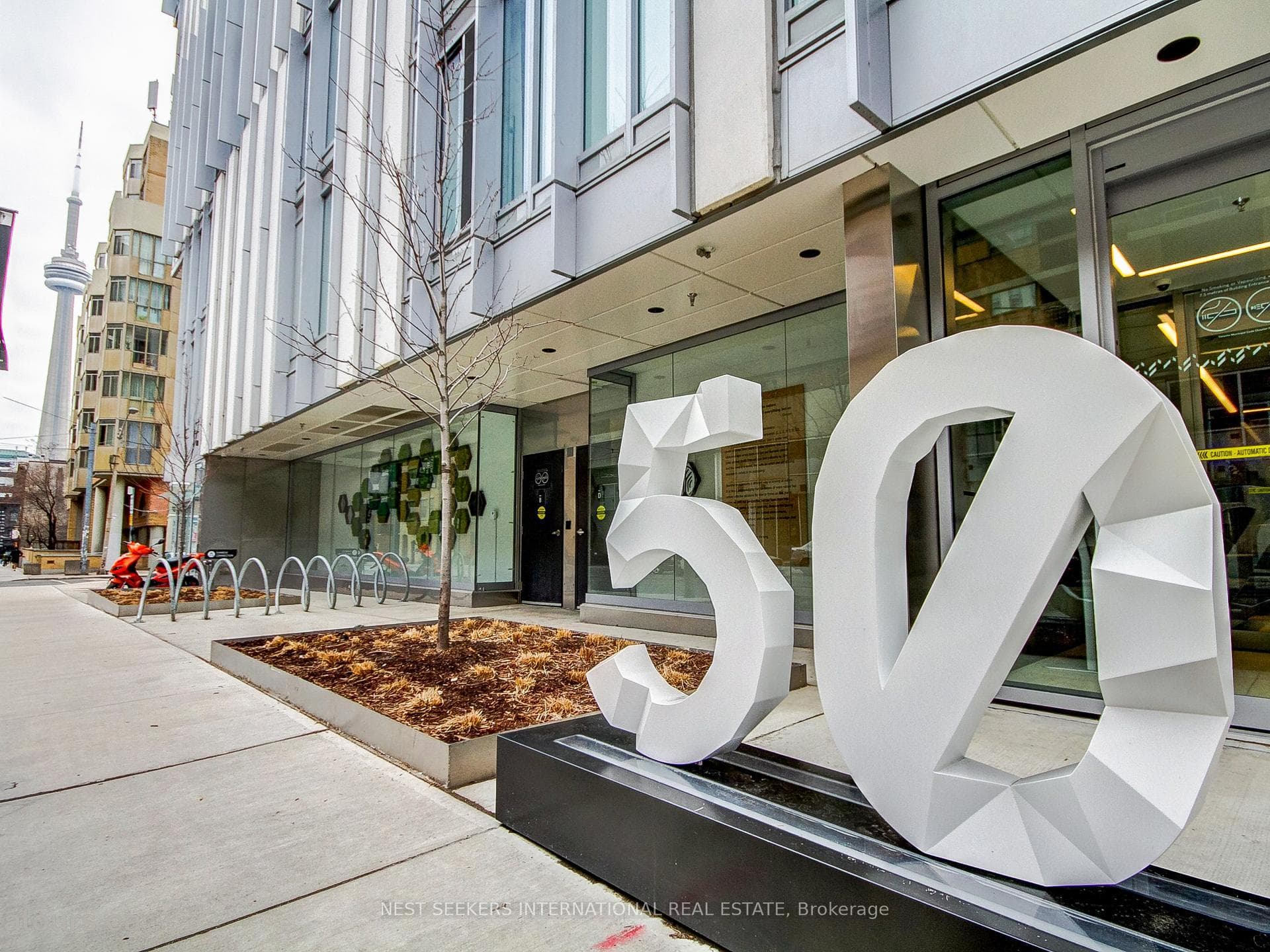 50 McCaul Street Unit 404, Toronto C01