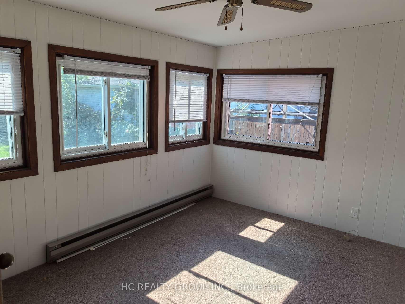 21 Norcross Road, North York (Bathurst Manor / Clanton Park), ON M3H 2R3 - Photo 1