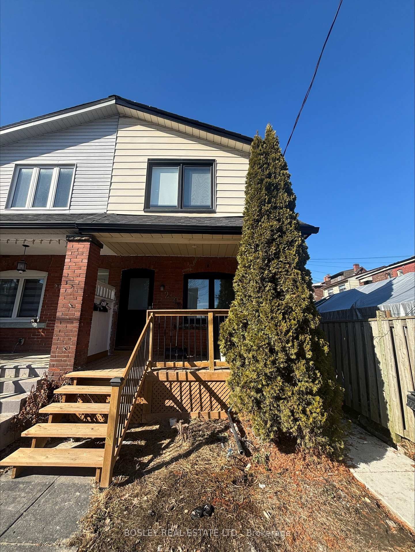 214 Simpson Avenue Unit 1, Riverdale / Leslieville, ON M4K 1A6 - Photo 1