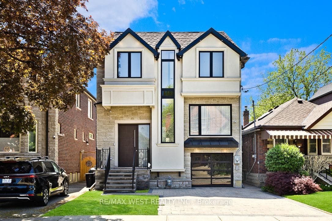 175 Floyd Avenue, Danforth / East York, ON M4J 2H9 - Photo 1