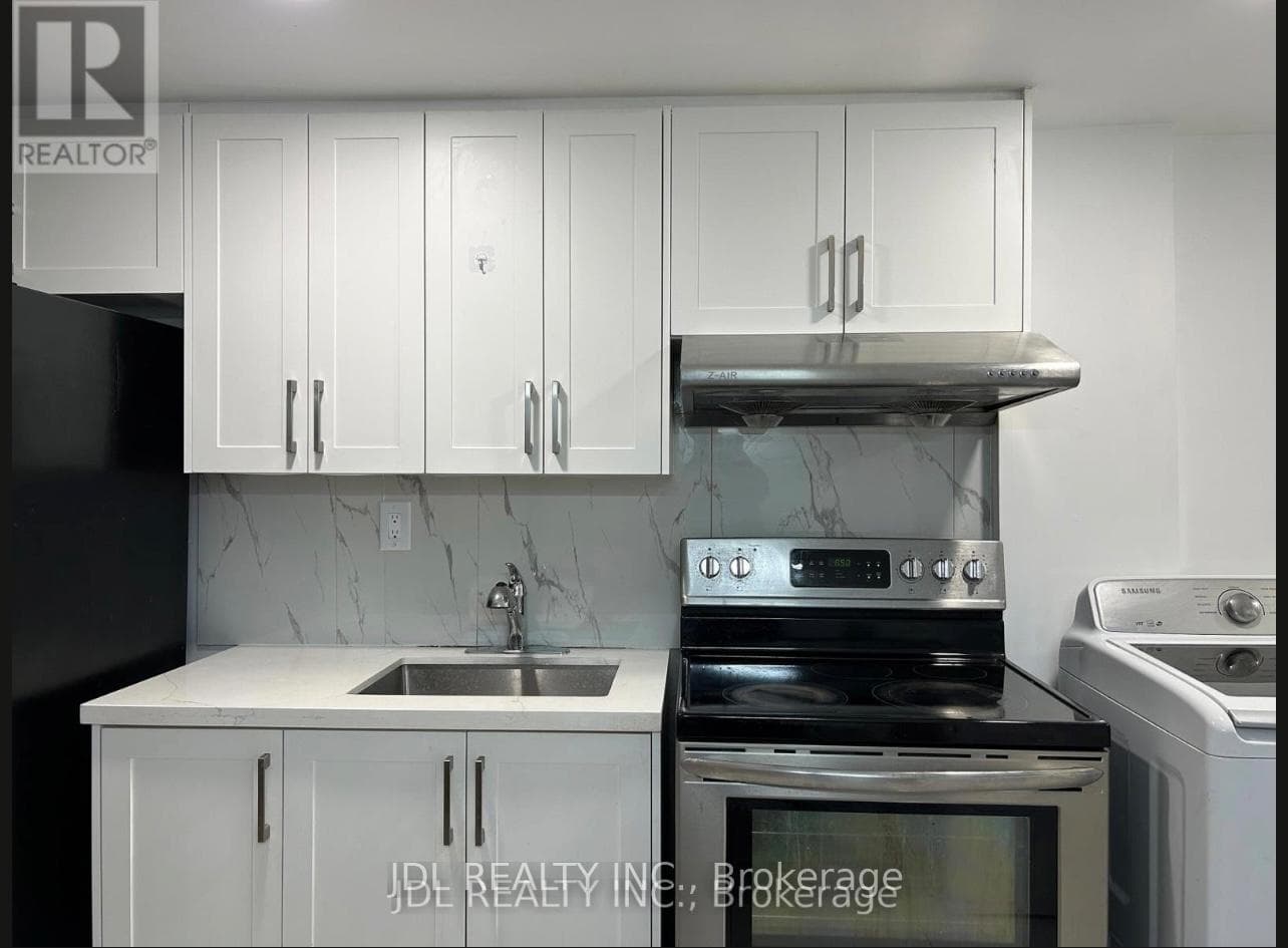 80 Mosedale Cres Crescent Unit Master Bedroom, Hillcrest Village / Bayview Village, ON M2J 3A4 - Photo 1