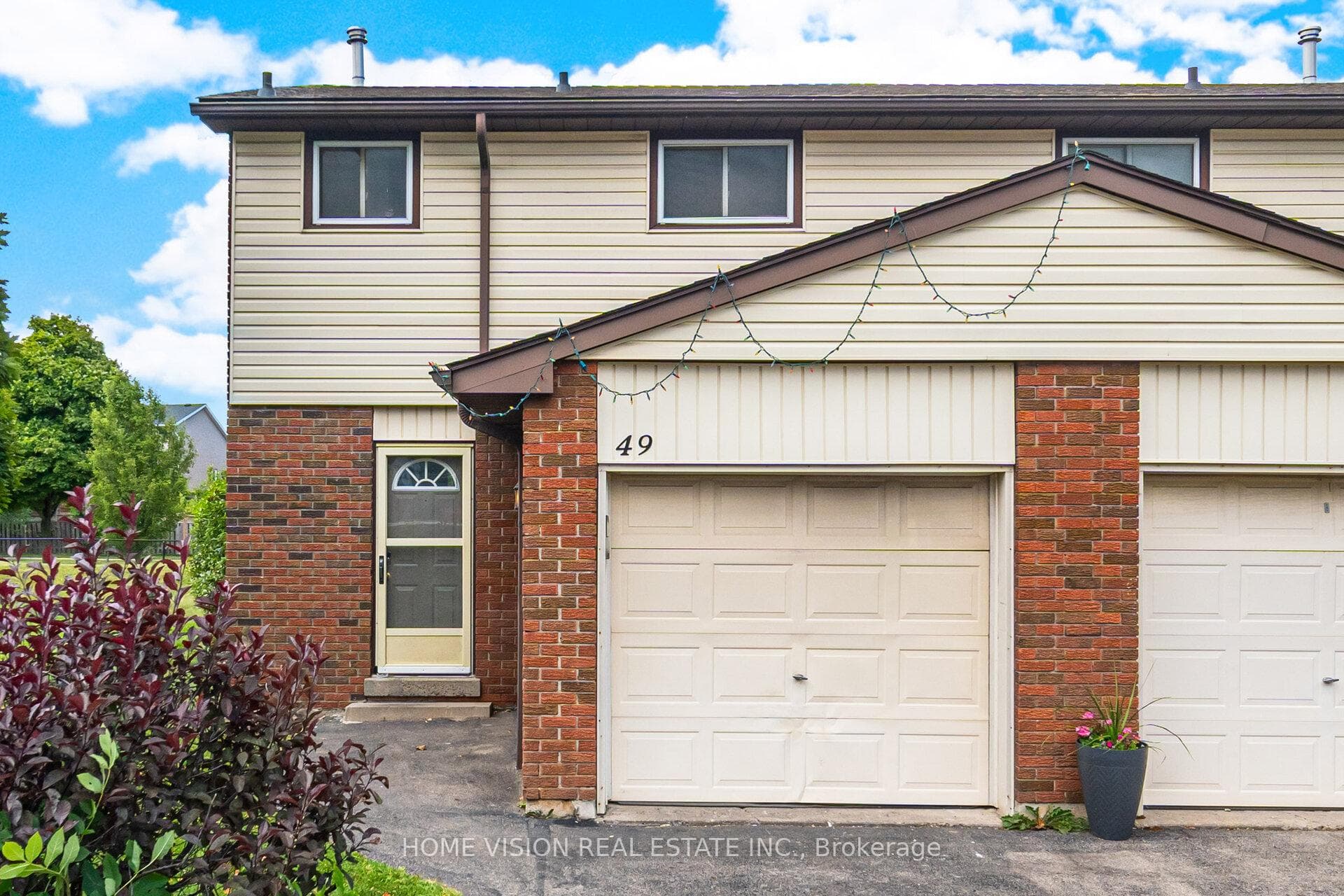 1350 Limeridge Road Unit 49, Hamilton, ON L8W 1L6 - Photo 1