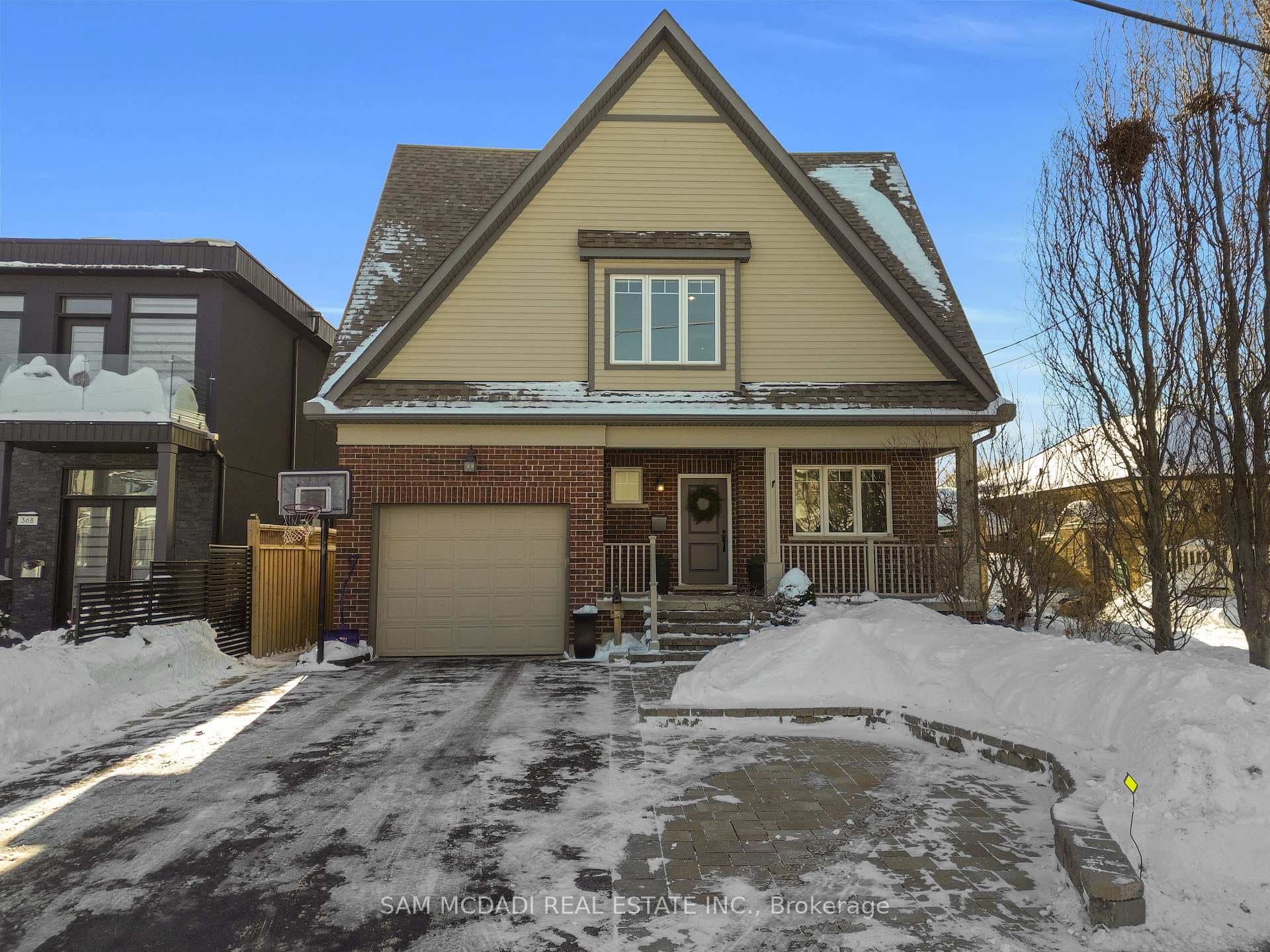 38 Pine Avenue, Mississauga, ON L5H 2P8 - Photo 1
