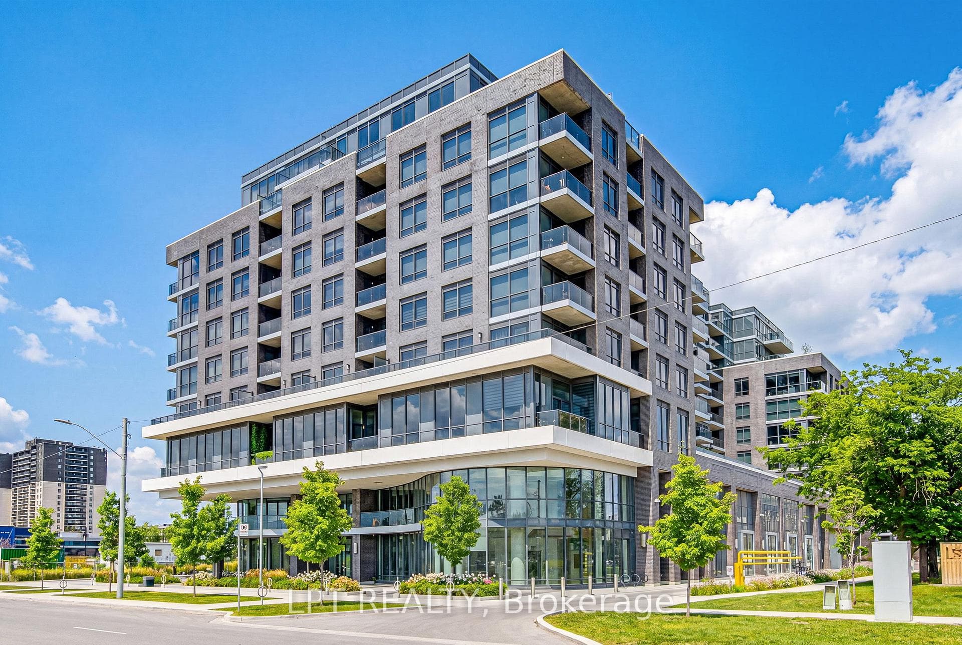 10 Gibbs Road Unit 709, Etobicoke (Islington / Rexdale), ON M9B 0E2 - Photo 1