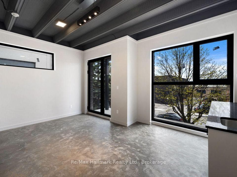 155 Thirtieth Street Unit 5, Liberty Village / Parkdale / South Parkdale, ON M8W 3C3 - Photo 1