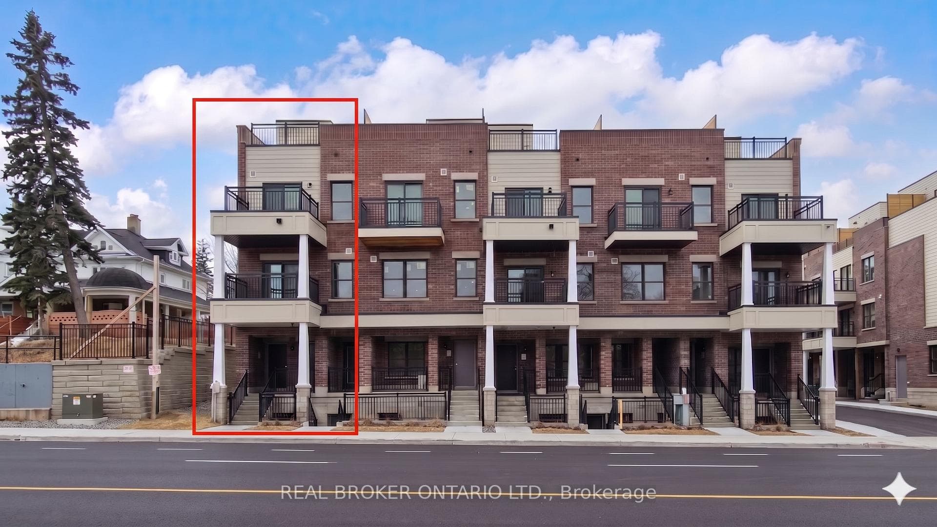 15100 Yonge Street Unit 216, Aurora, ON L4G 4C8 - Photo 1