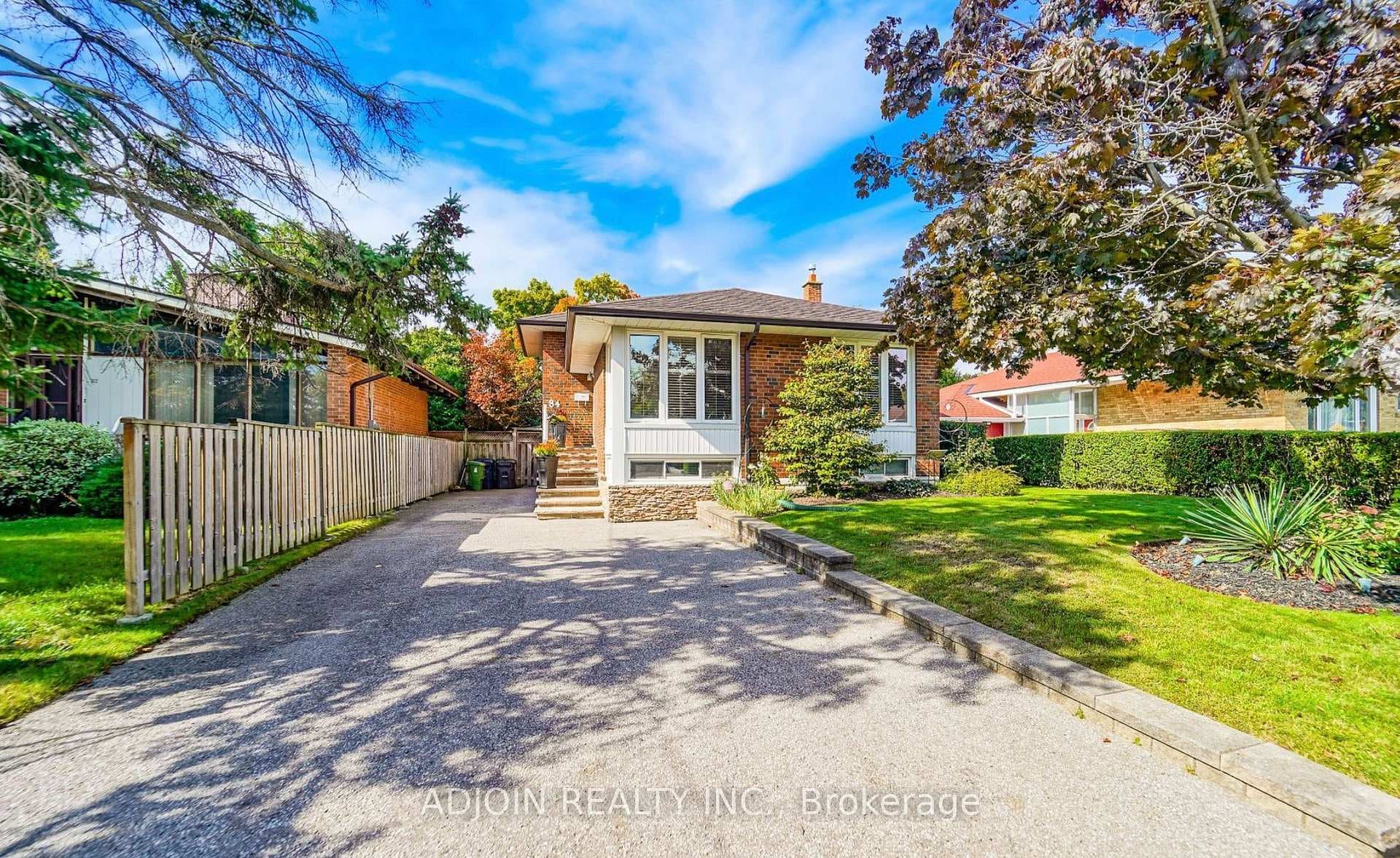 84 Lowcrest Boulevard, Scarborough Village / Eglinton East, ON M1T 1K5 - Photo 1