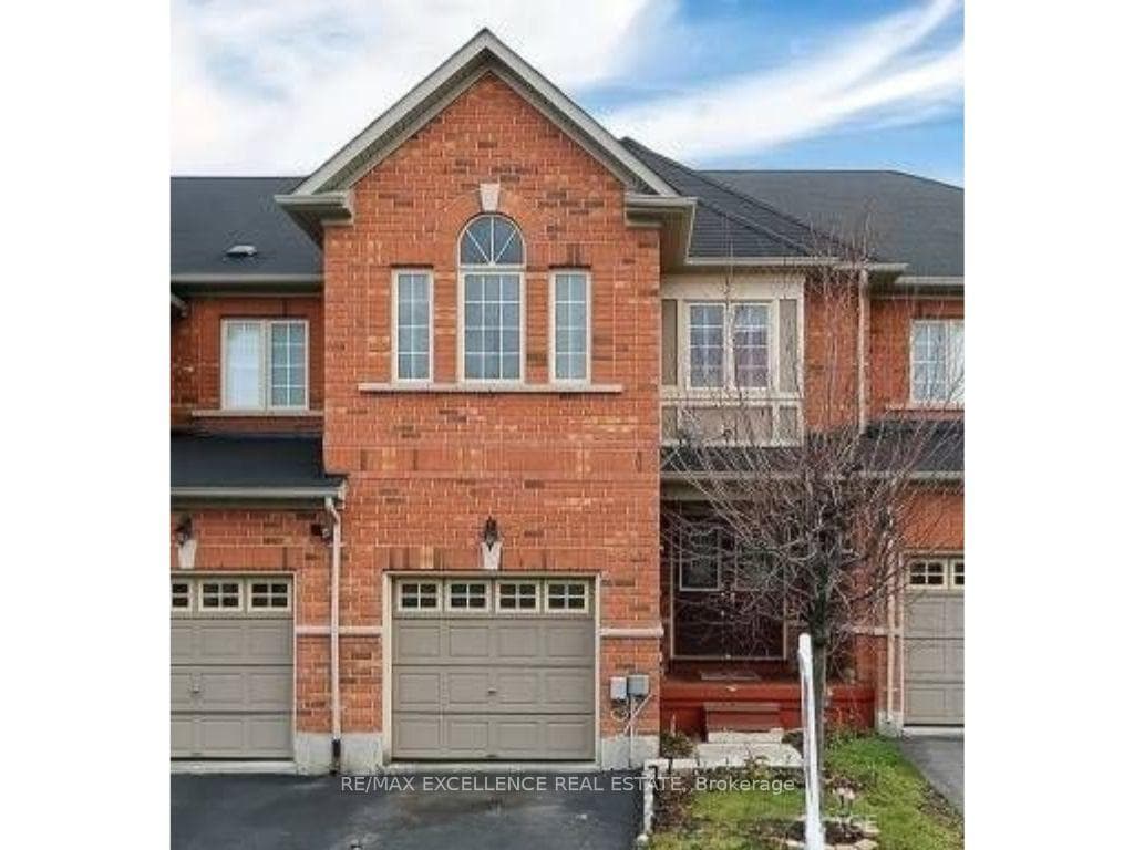 33 Lacebark Court, Brampton, ON L6R 3M7 - Photo 1