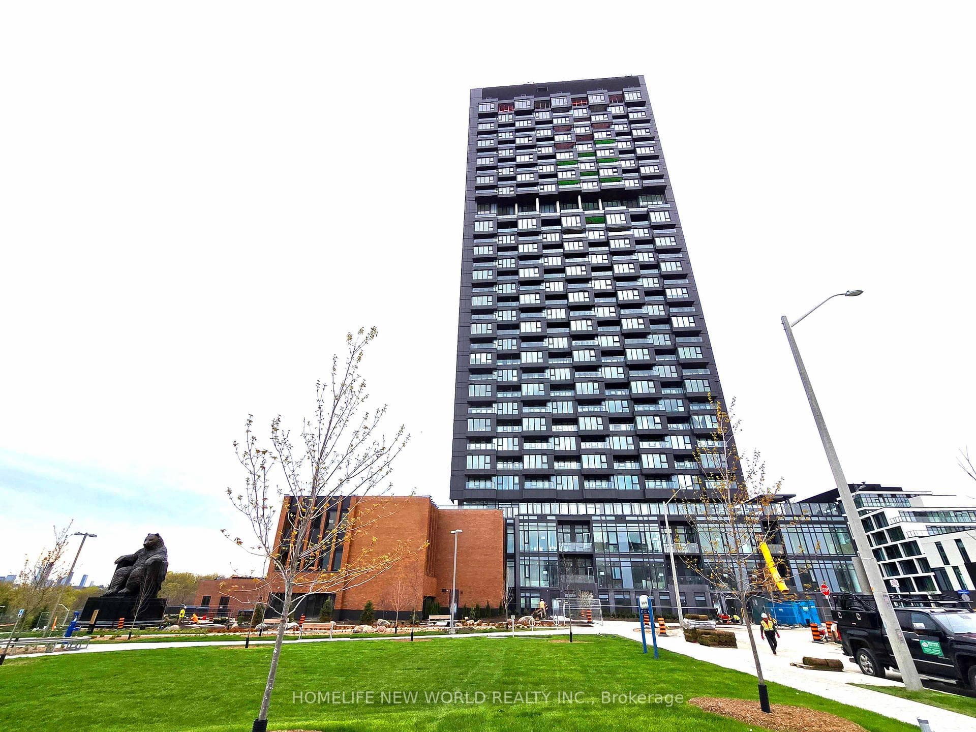 5 Quarrington Lane Unit 2403, Don Mills / Parkwoods / Victoria Village, ON M3C 1H7 - Photo 1