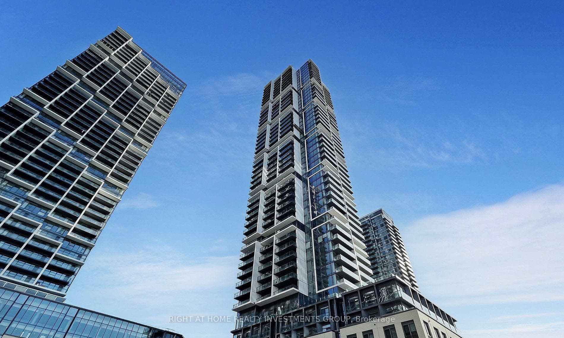 7890 Jane Street Unit 1711, Vaughan