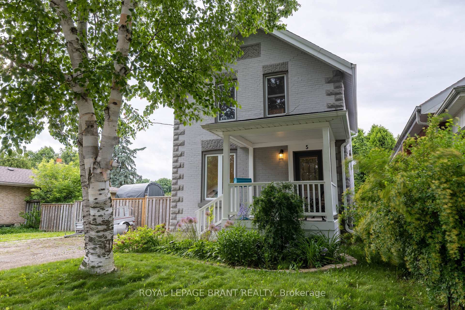 5 Wellington Street, Brant