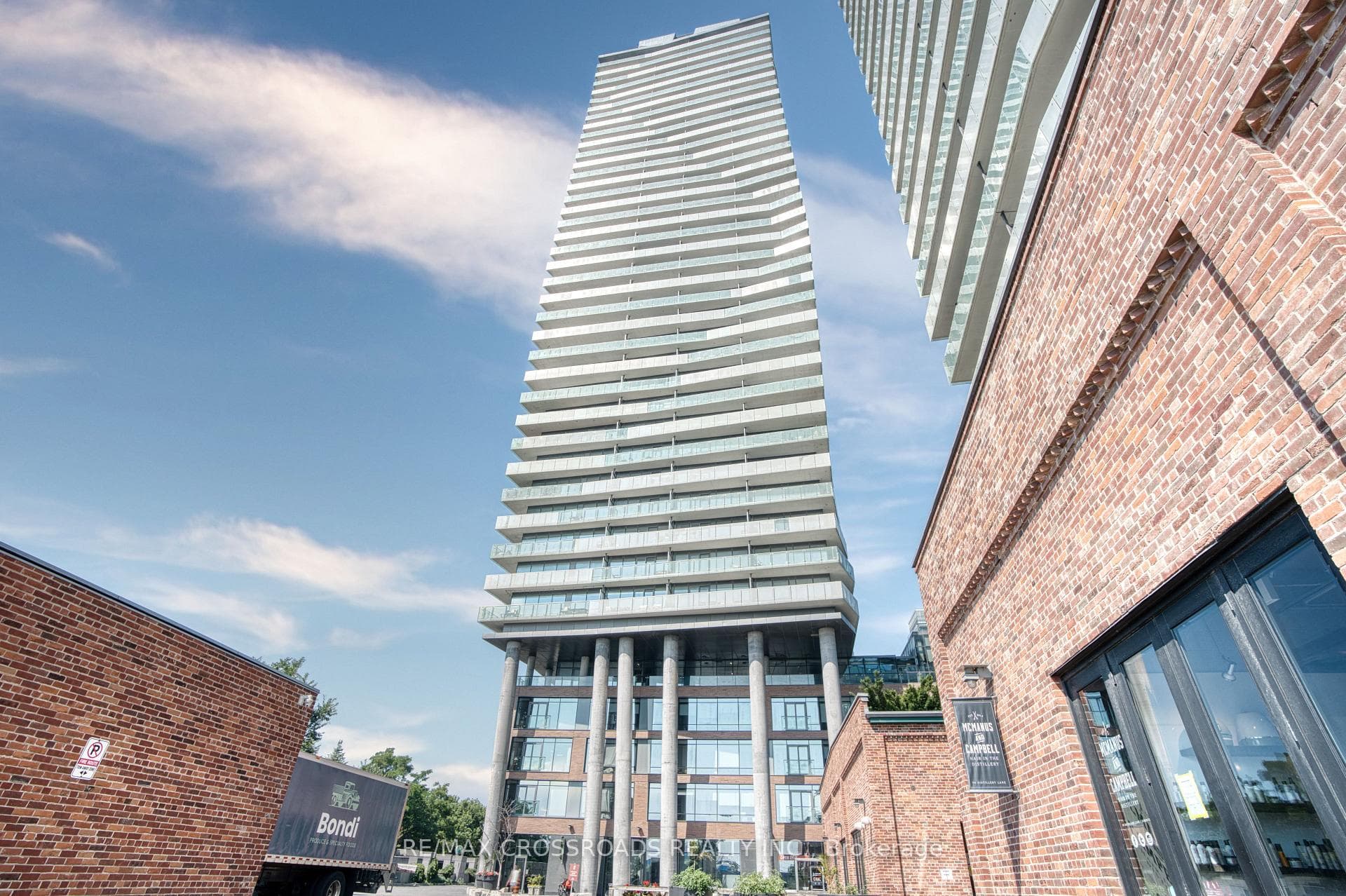 70 Distillery Lane Unit 1902, Regent Park / Cabbagetown / St. James Town, ON M5A 0E3 - Photo 1