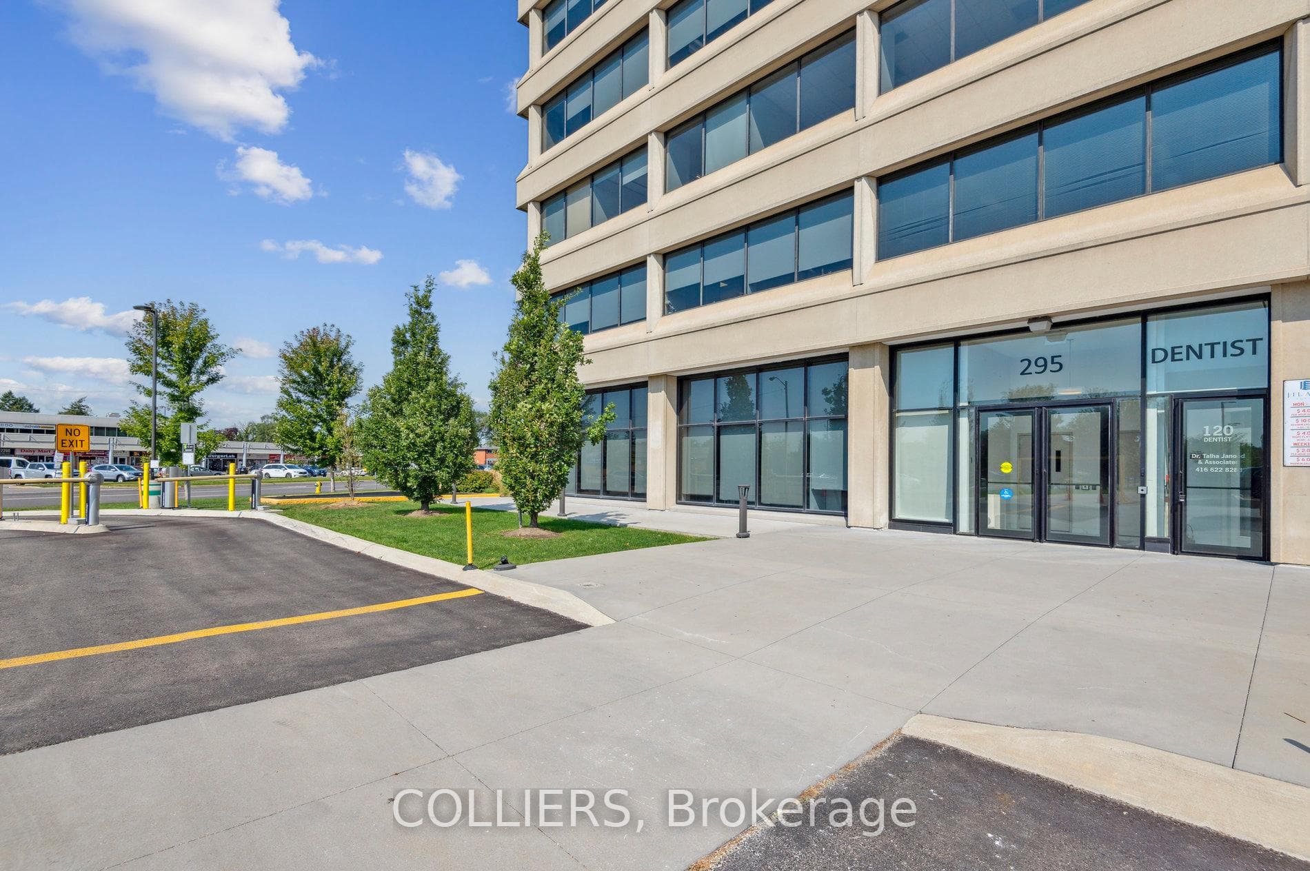 295 The West Mall N/A Unit 402, Etobicoke (Islington / Rexdale), ON M9C 4Z4 - Photo 1