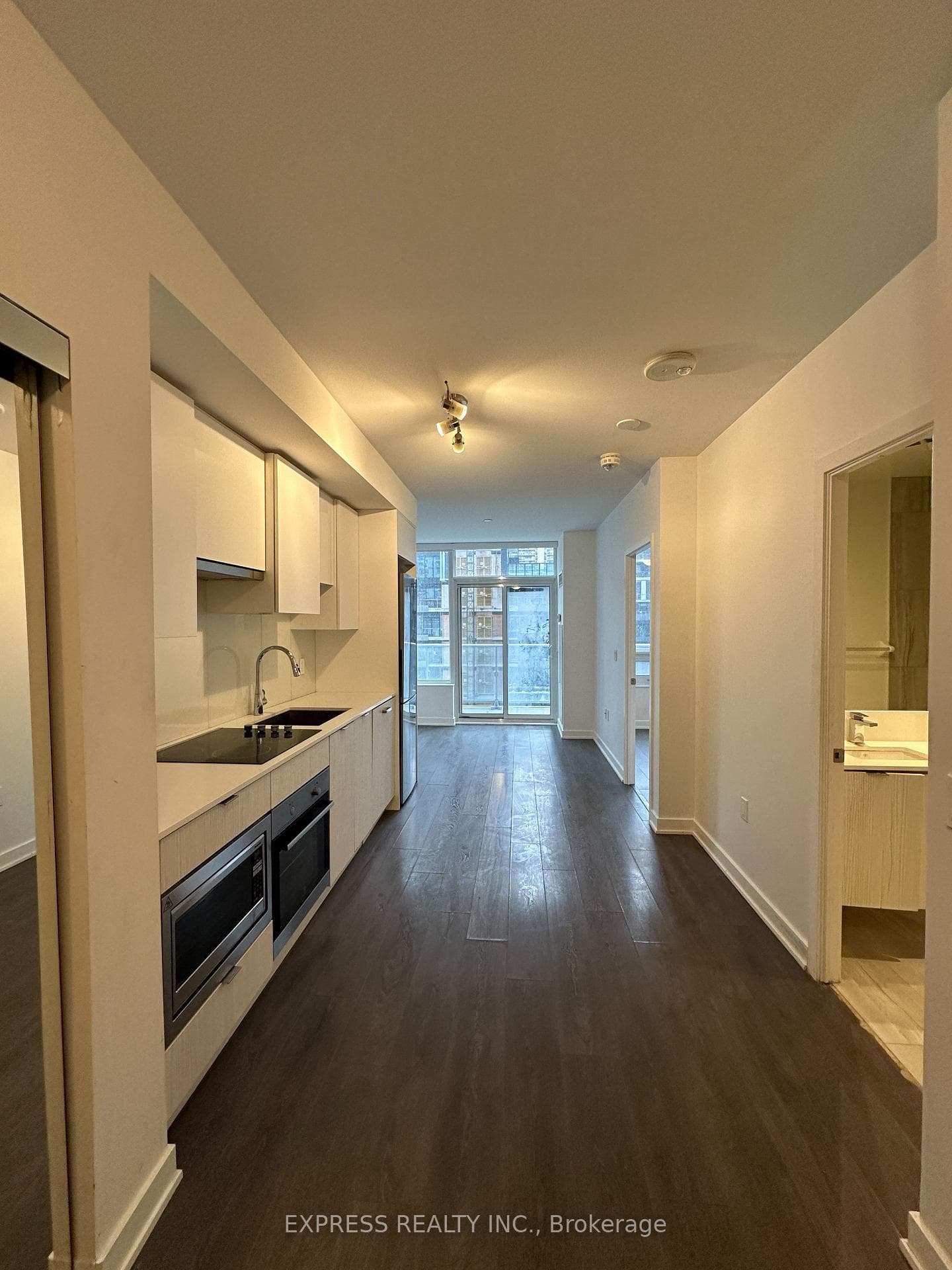 99 Broadway Avenue Unit 516, Leaside / Davisville, ON M4P 0E3 - Photo 1