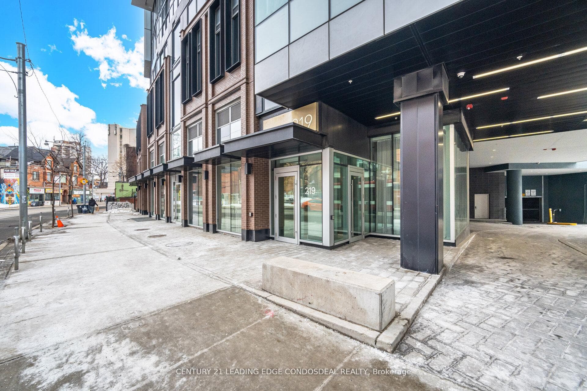 219 Dundas Street Unit 808, Regent Park / Cabbagetown / St. James Town, ON M5A 1Z6 - Photo 1