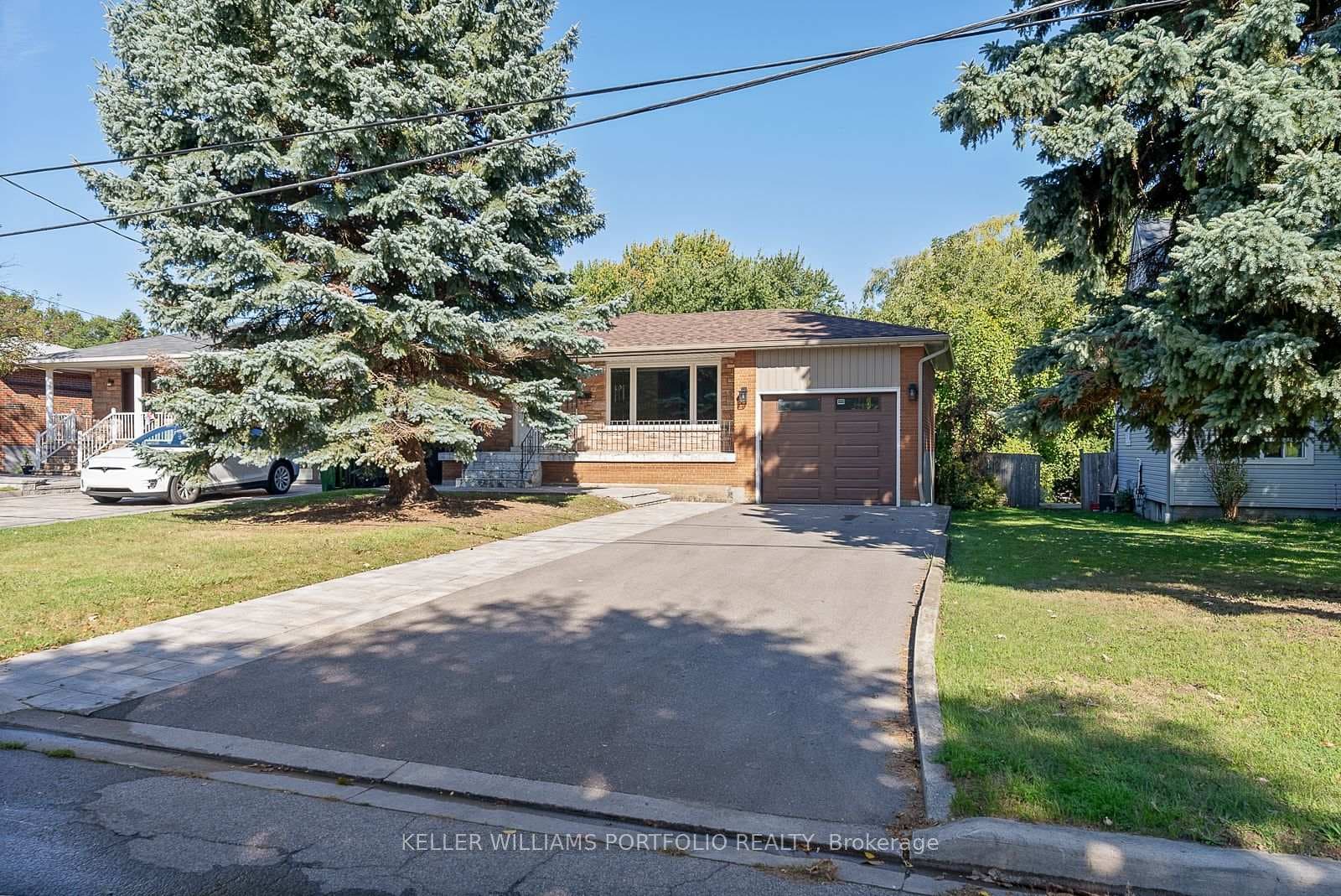 32 Gatesview Avenue Unit Upper, Scarborough Town Centre, ON M1J 3G5 - Photo 1