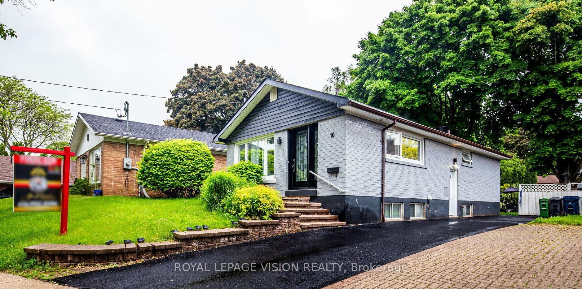 10 Bow Valley Drive, Scarborough (West Hill / Highland Creek)