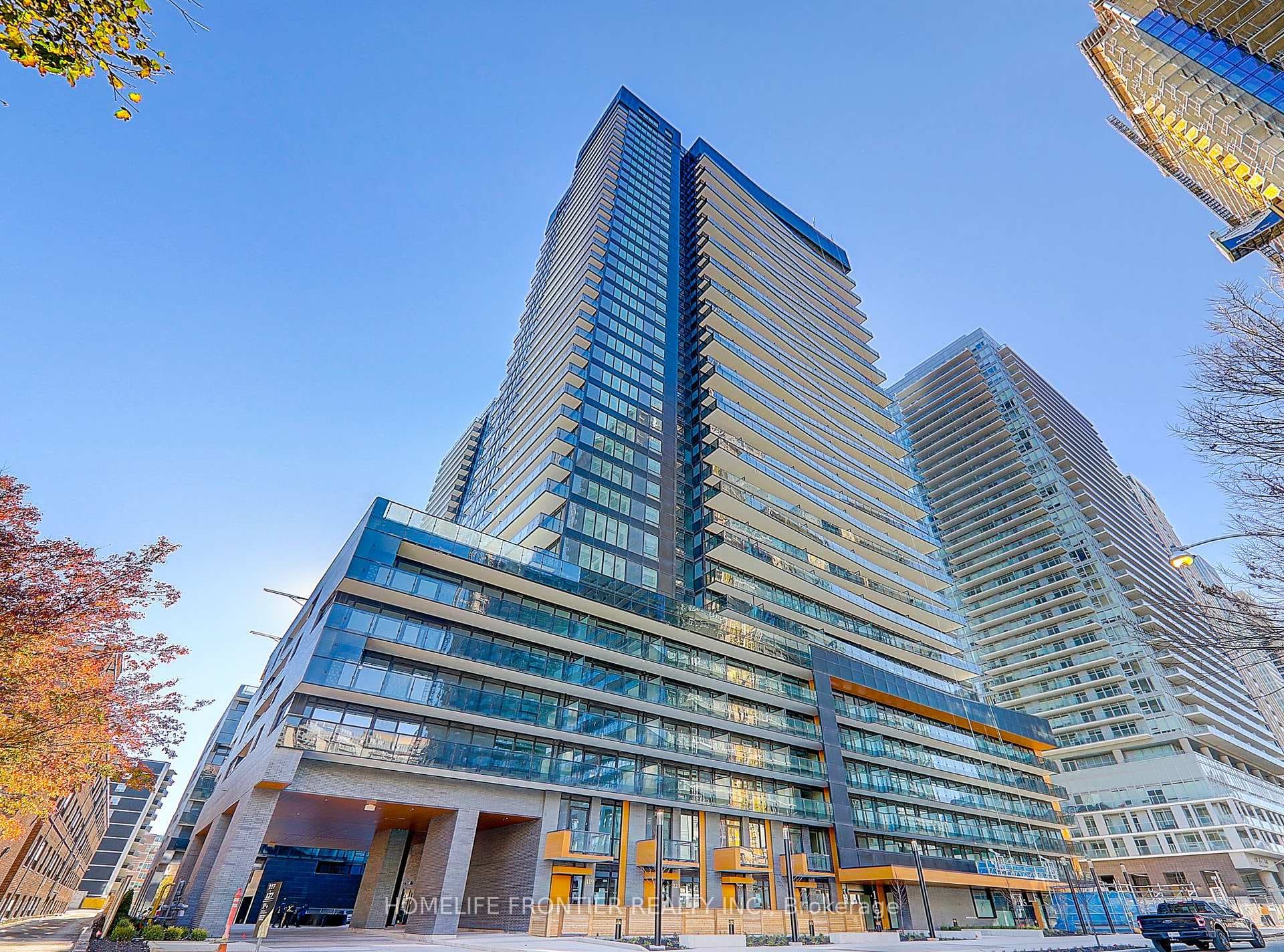 117 Broadway Avenue Unit 417, Leaside / Davisville, ON M4P 1V3 - Photo 1