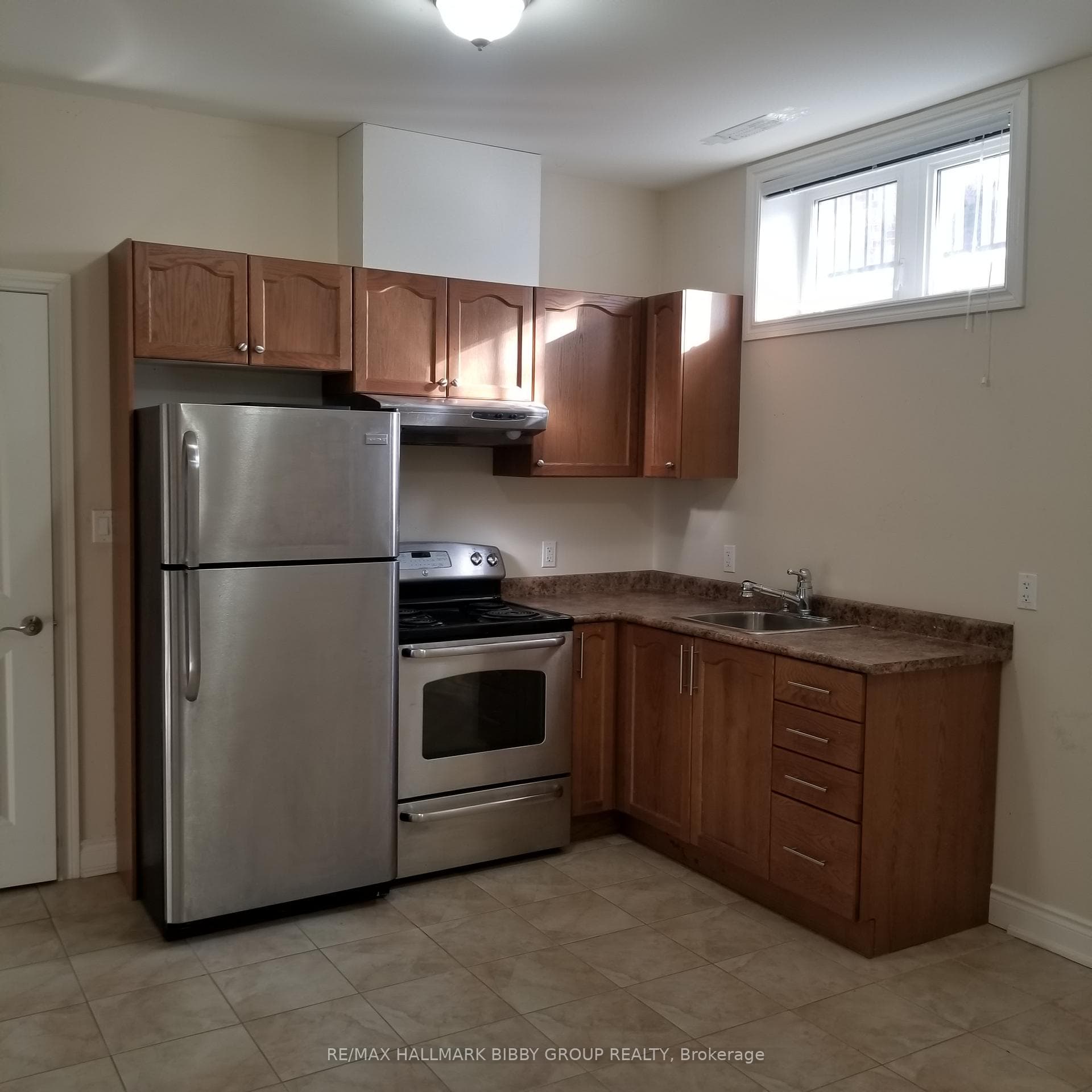 24 Manor Haven Road Unit Basement 1, Lawrence Park / Bedford Park, ON M6A 2J1 - Photo 1