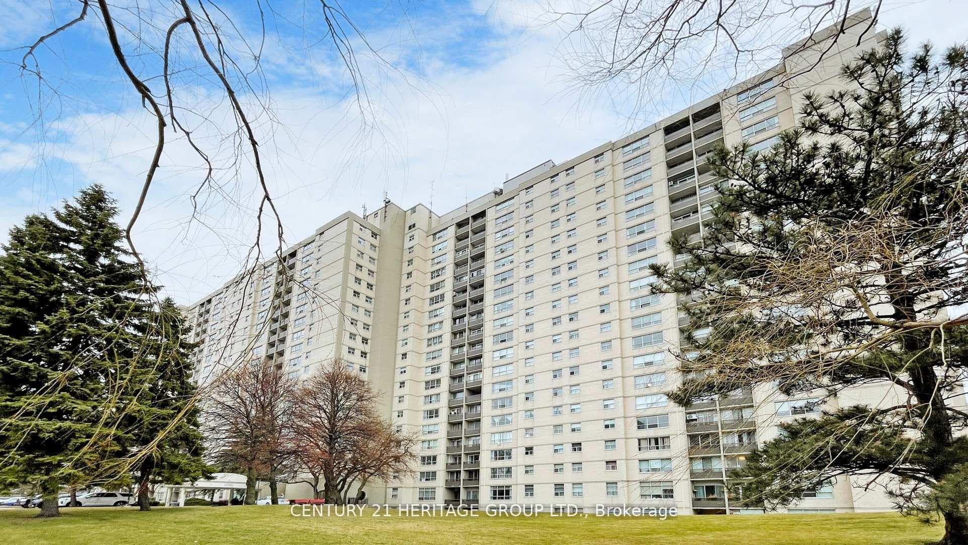 5 Parkway Forest Drive Unit 409, Hillcrest Village / Bayview Village, ON M2J 1L2 - Photo 1