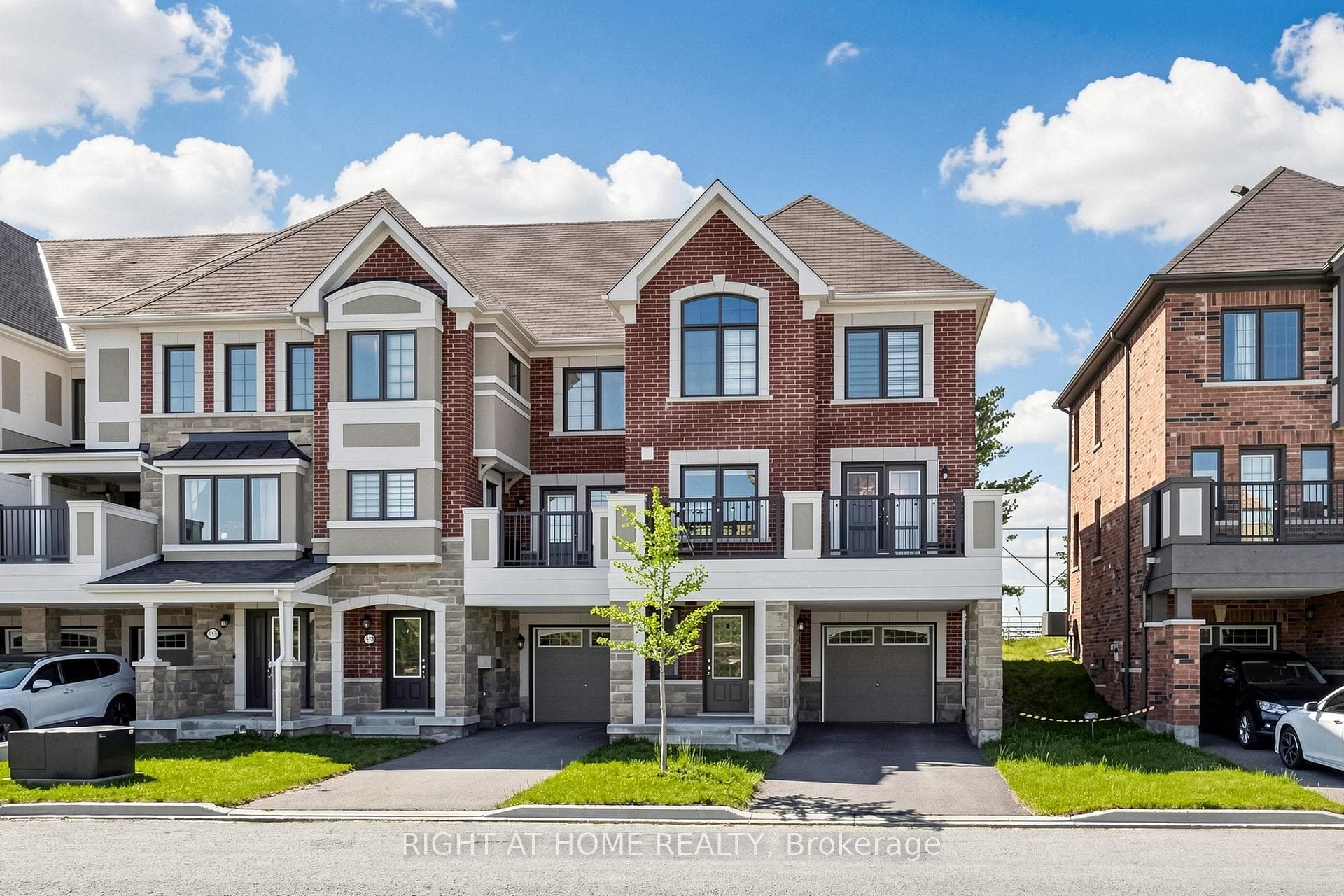 115 Mcalister Avenue, Richmond Hill, ON L4S 0L2 - Photo 1