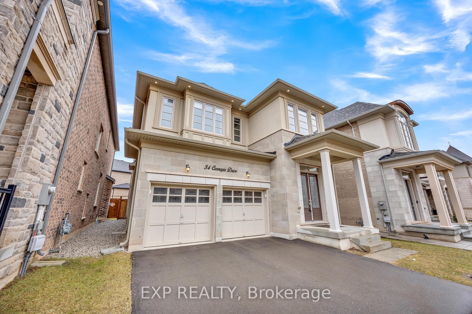 34 Carnegie Drive, Oakville