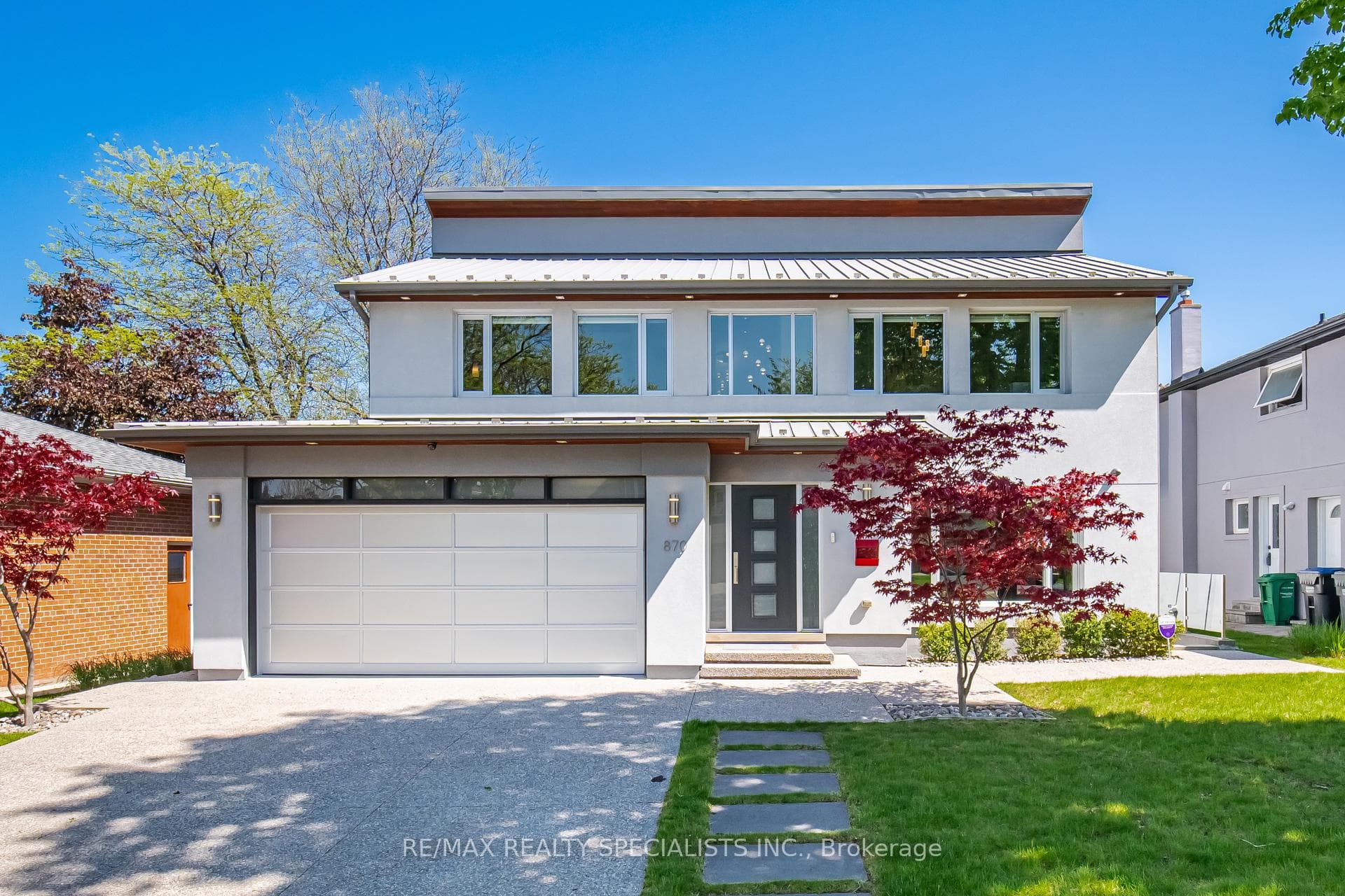 870 Hollowtree Crescent, Mississauga, ON L4Y 2V2 - Photo 1