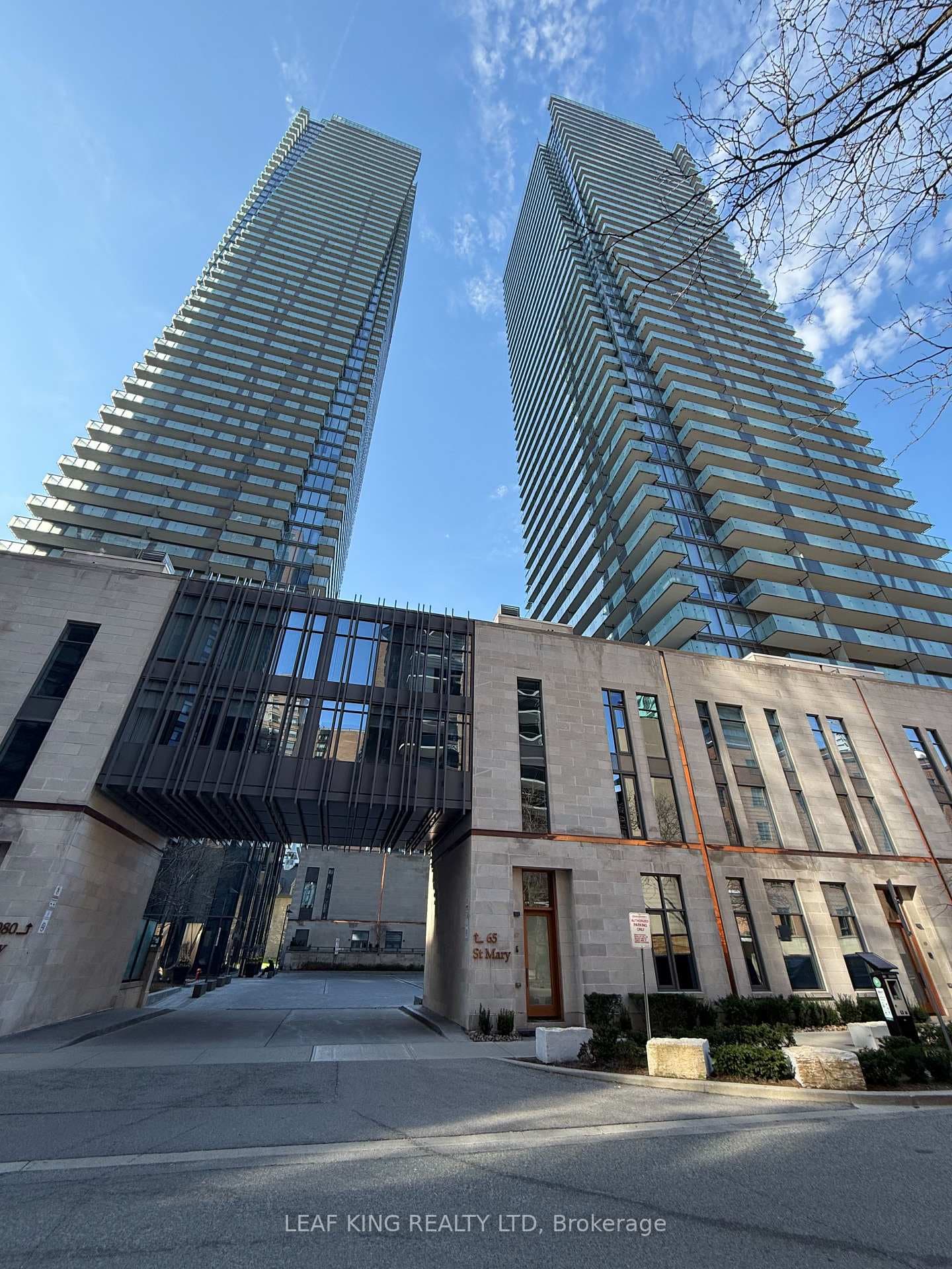 65 St Mary Street Unit 3607, Toronto C01