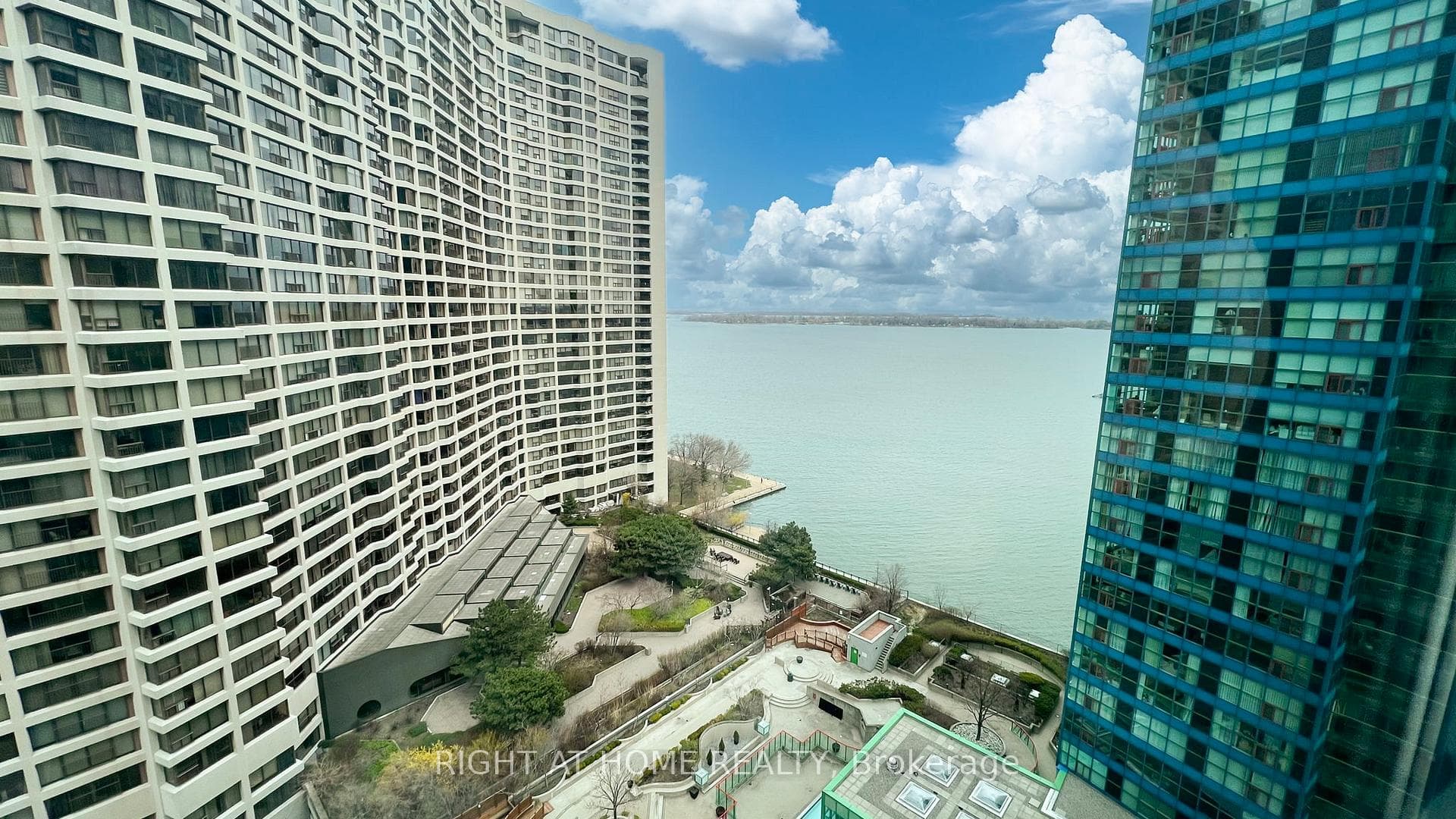 77 Harbour Square Unit 2306, Downtown Toronto / Waterfront, ON M5J 2S2 - Photo 1