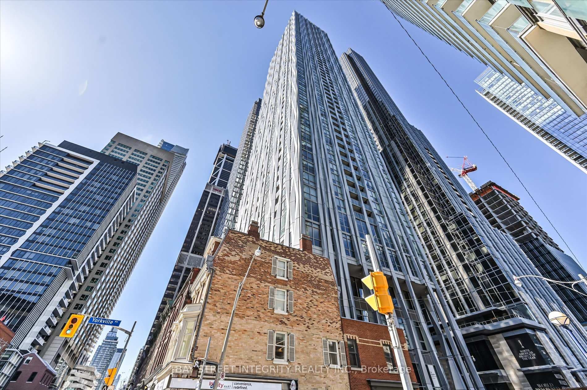 1 Yorkville Avenue Unit 3208, Annex / Yorkville / Summerhill, ON M4W 0B1 - Photo 1